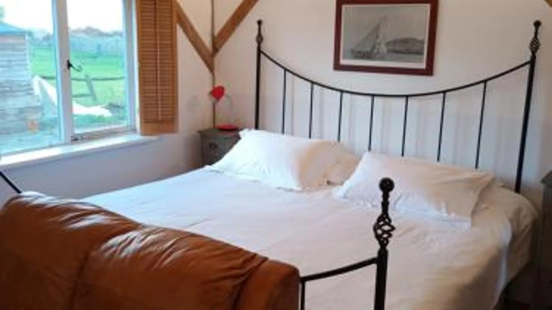 치딩폴드 The Music Room - Kingsize Double Oak Studio - Sleeps 2 - Quirky - Rural 3성급 싱글룸 레스토랑
