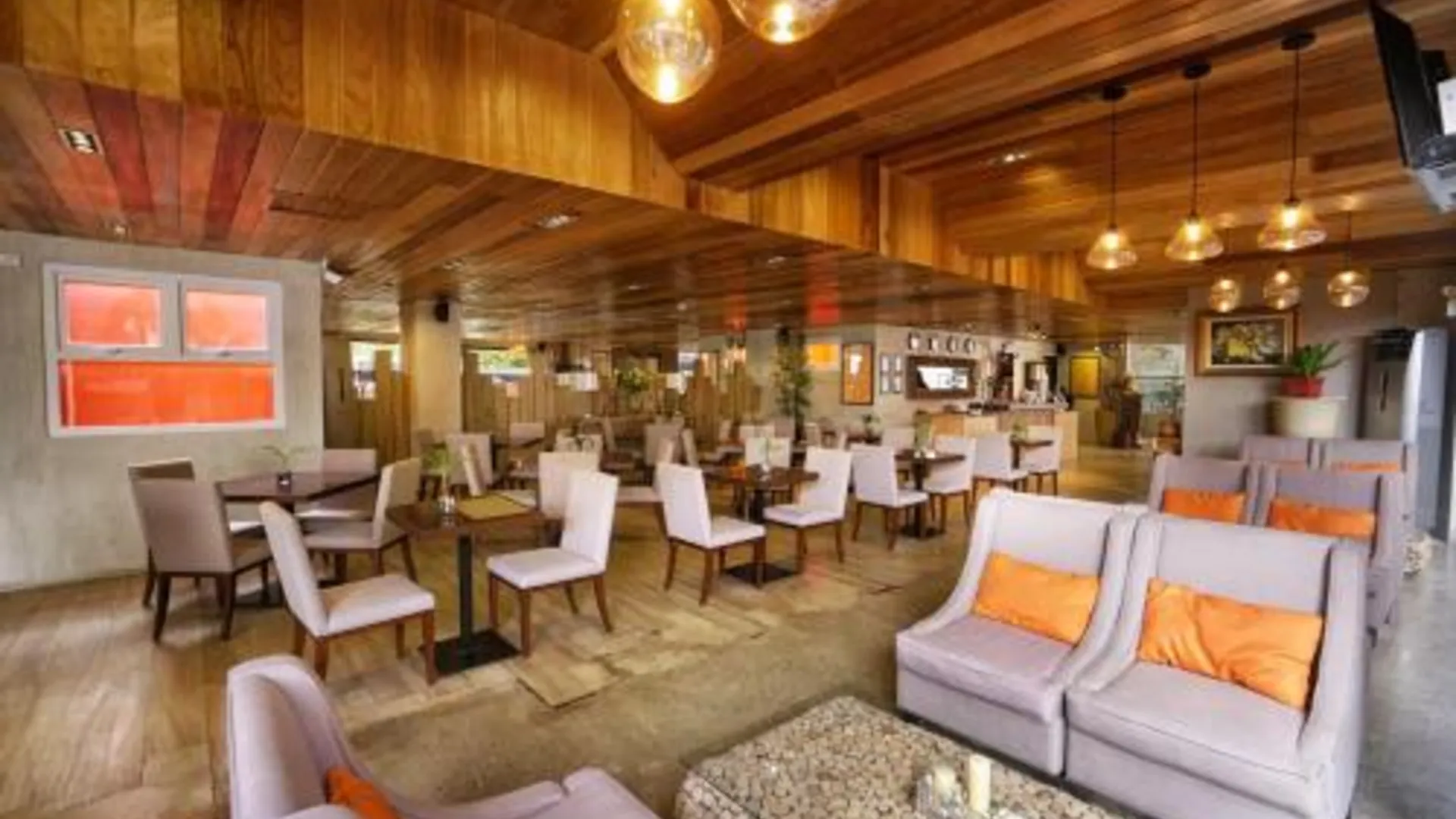 세부 세부 언클 톰스 캐빈 호텔 파워드 바이 코코텔 3성급 호텔 외관