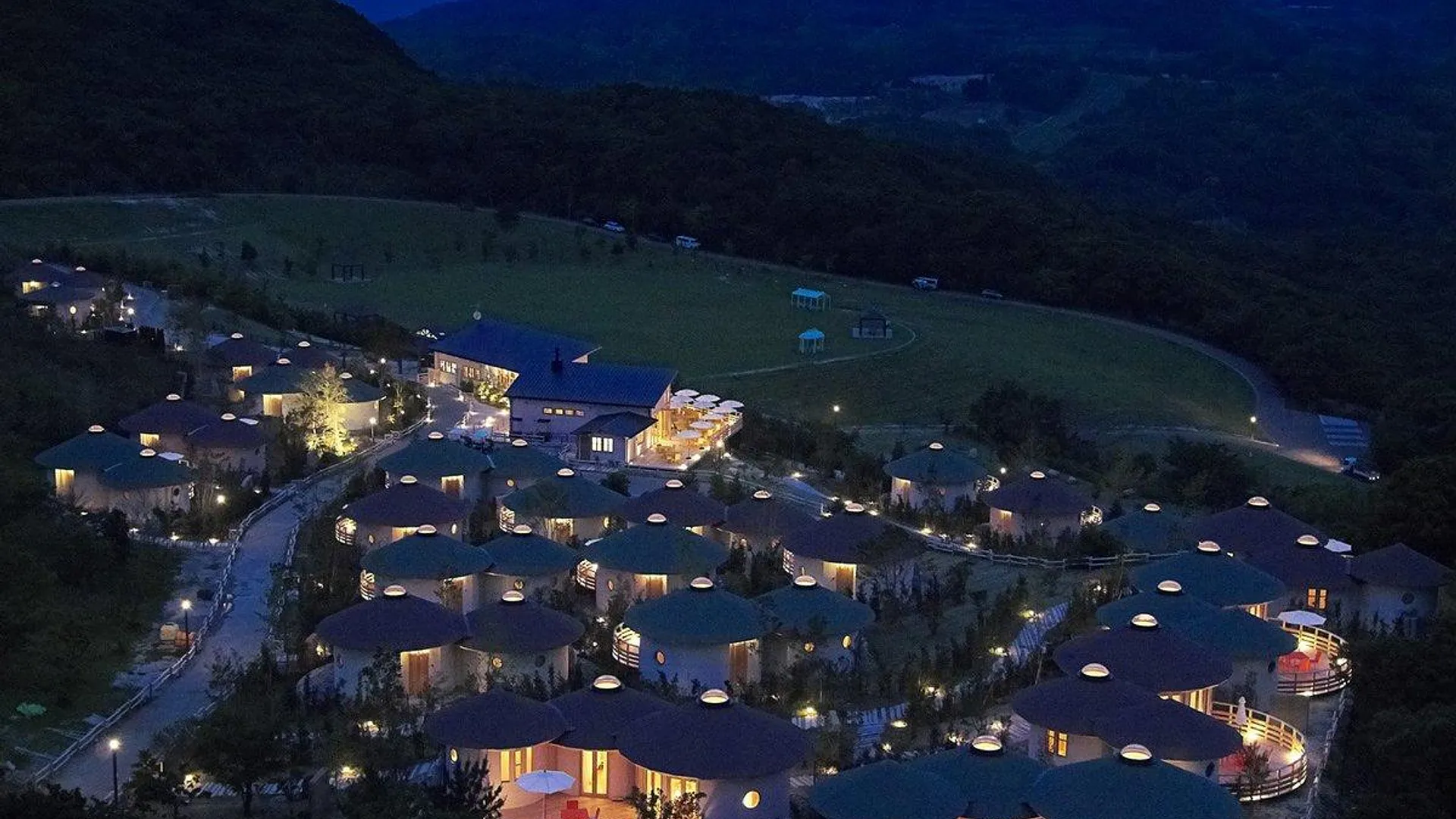 고베 그랜드 캐리엇 호쿠토시치세이 135도 5성급 호텔 객실