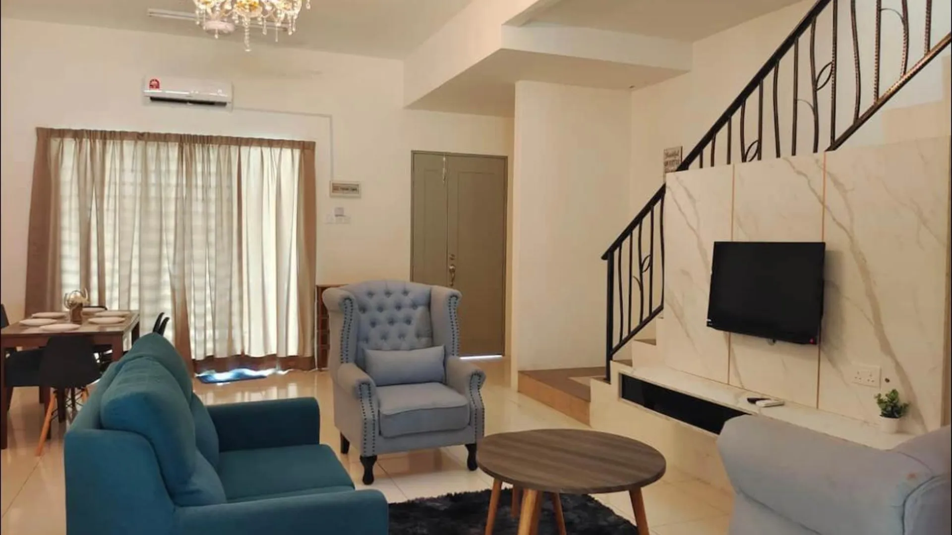 라하트 라핫의 프라이빗 하우스 (160m², 침실 4개, 프라이빗 욕실 3개) 4성급 게스트하우스 객실