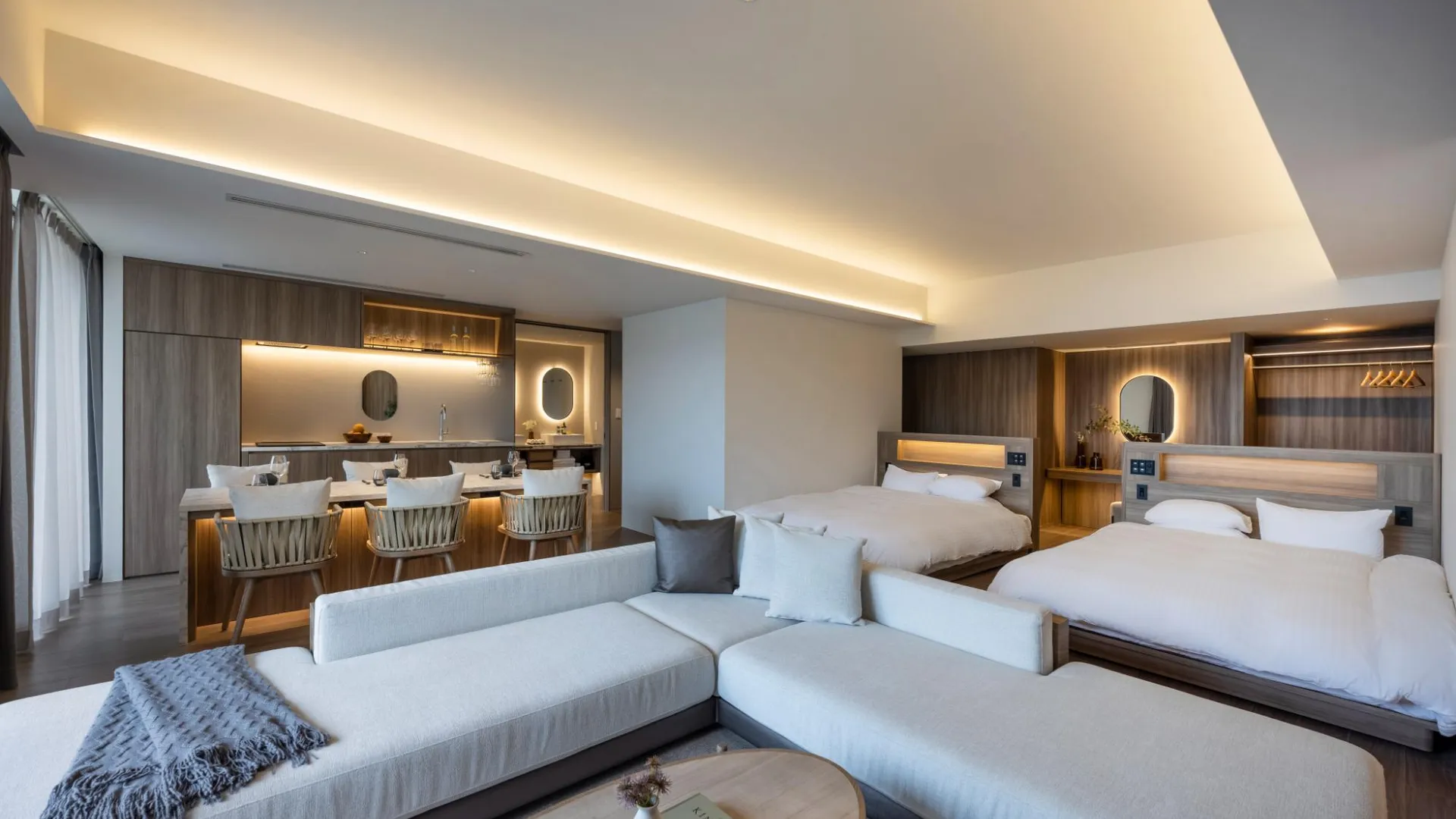 후쿠오카 세븐 x 세븐 이토시마 4성급 호텔 스위트룸