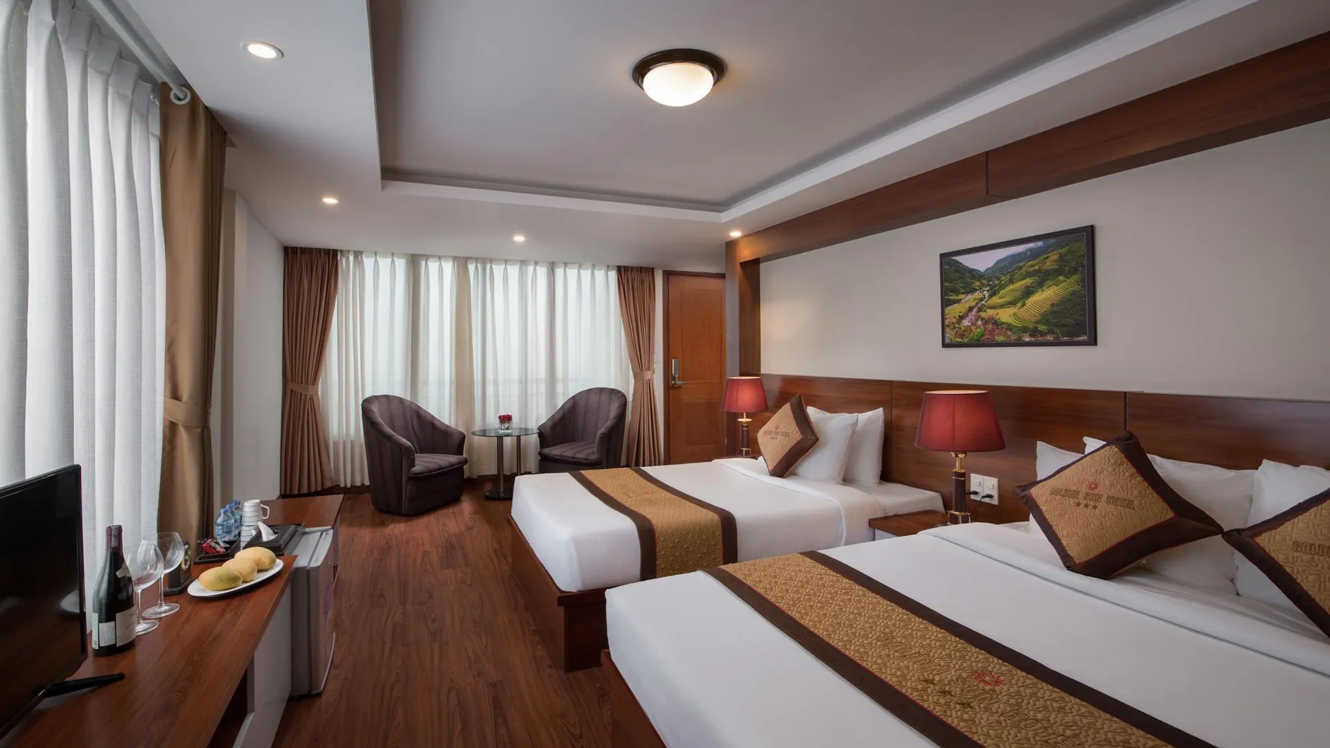 사파 골든 빌라 사파 호텔   3성급 호텔 스위트룸