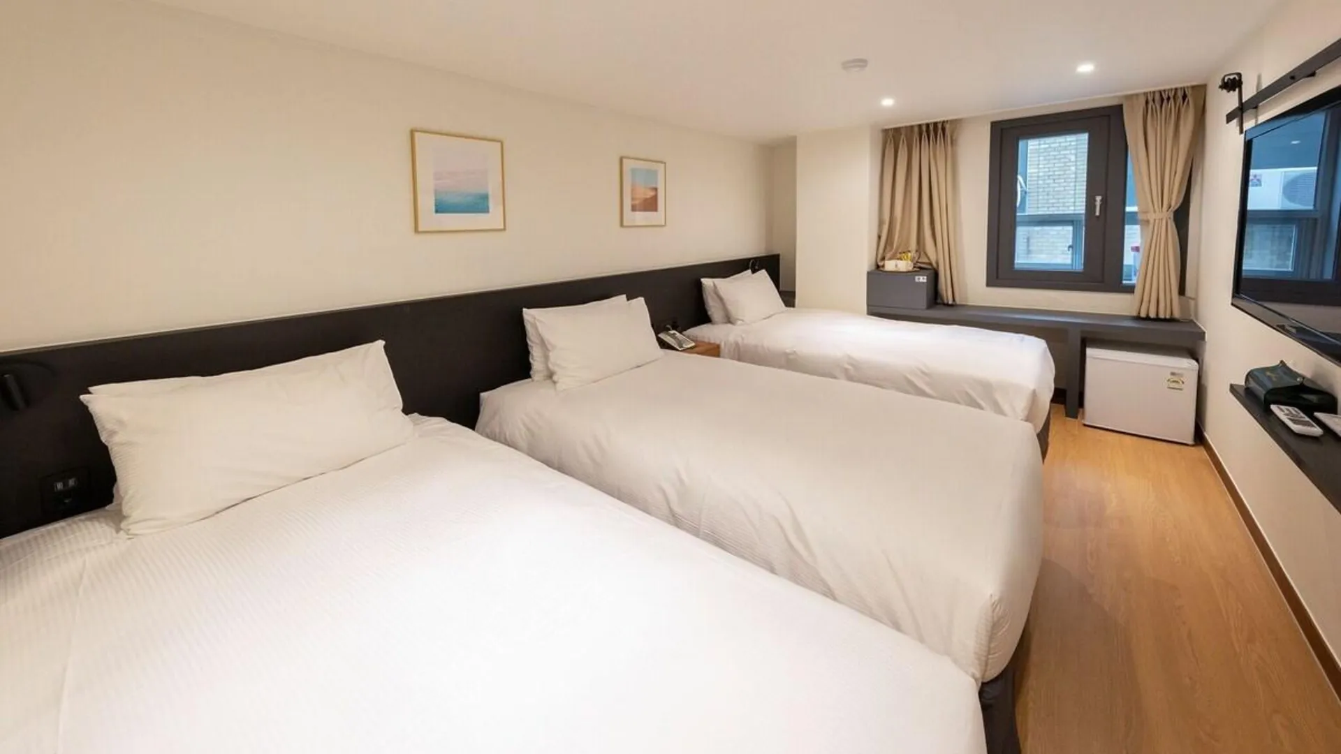 서울 호텔 퍼스트스테이 명동 3성급 호텔 스위트룸