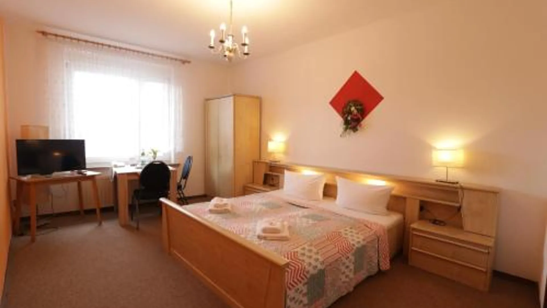 지타우 Hotel Riedel 호텔 스위트룸