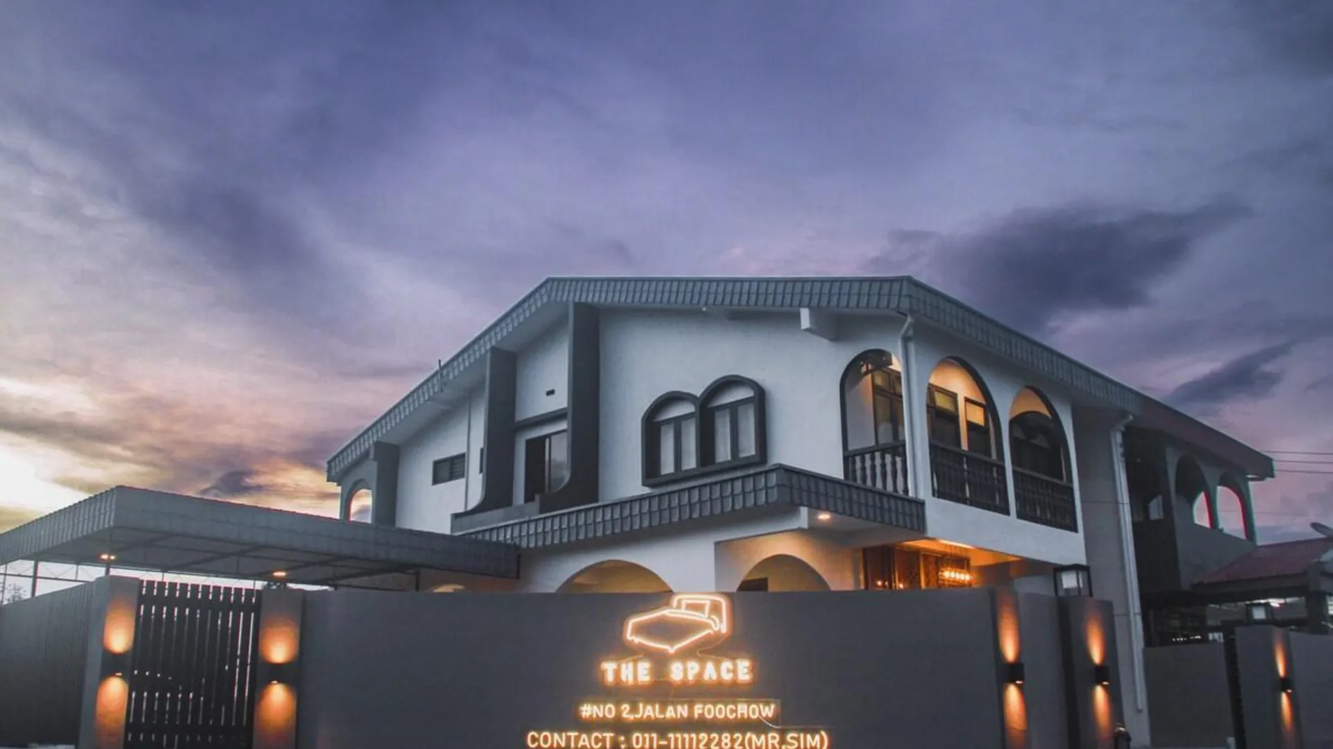 스리 아만 스리 아만의 프라이빗 하우스 (5622m², 침실 4개, 프라이빗 욕실 3개) 5성급 호텔 객실