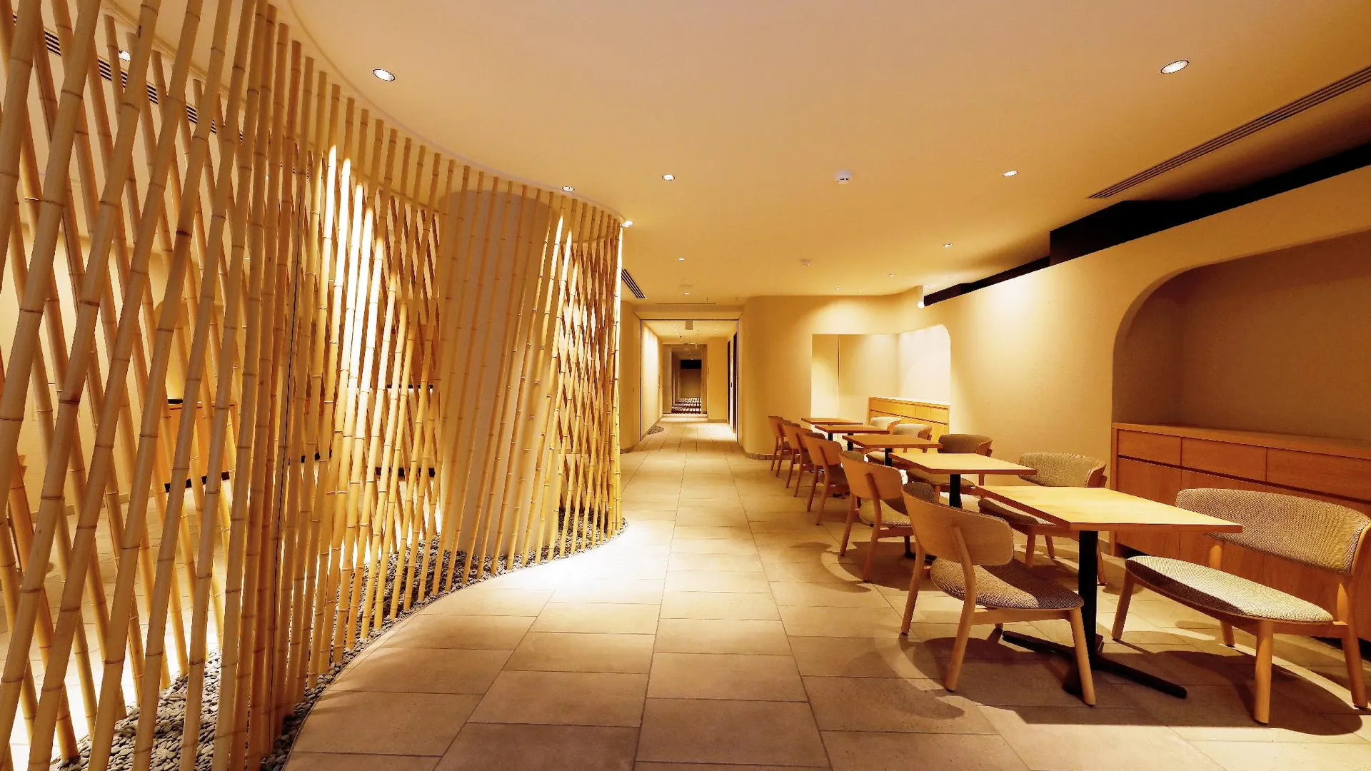 교토 더 제너럴 교토 시조 신마치 4성급 호텔 수영장