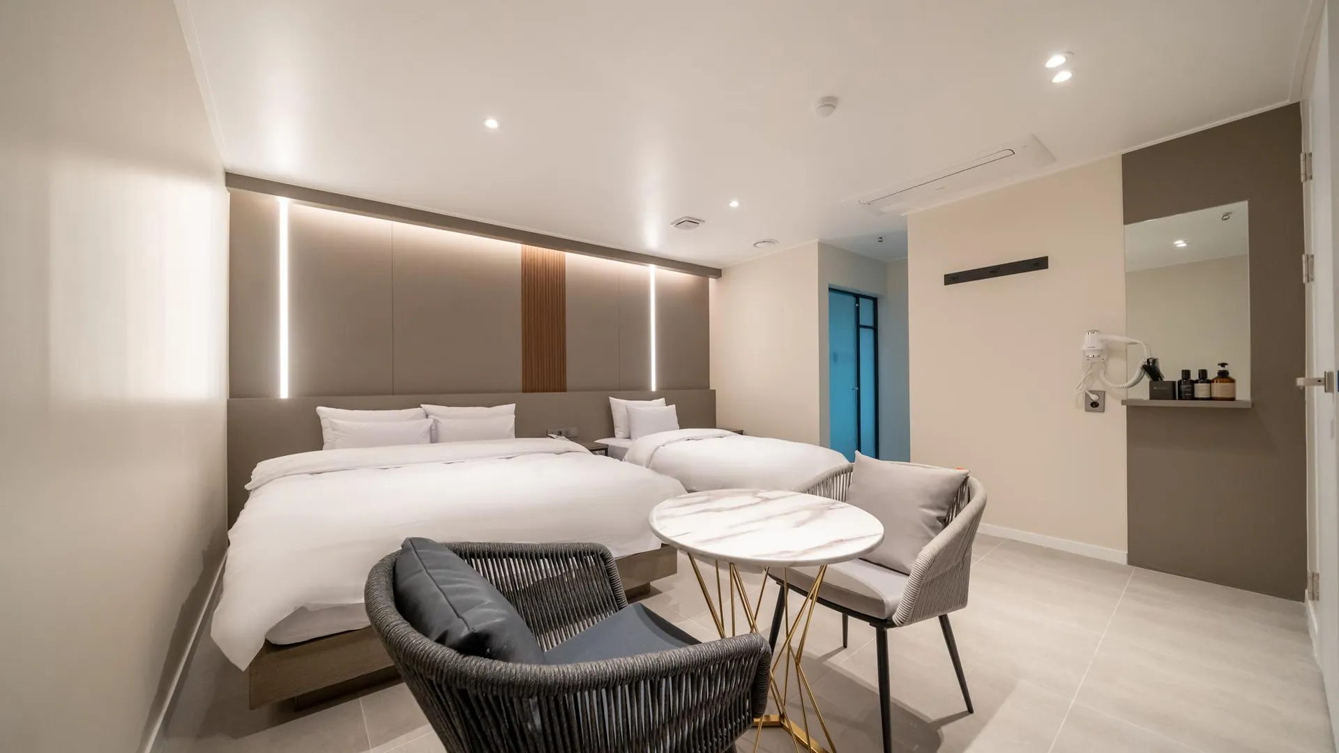 서울 신촌 나랑 1성급 호텔 스위트룸