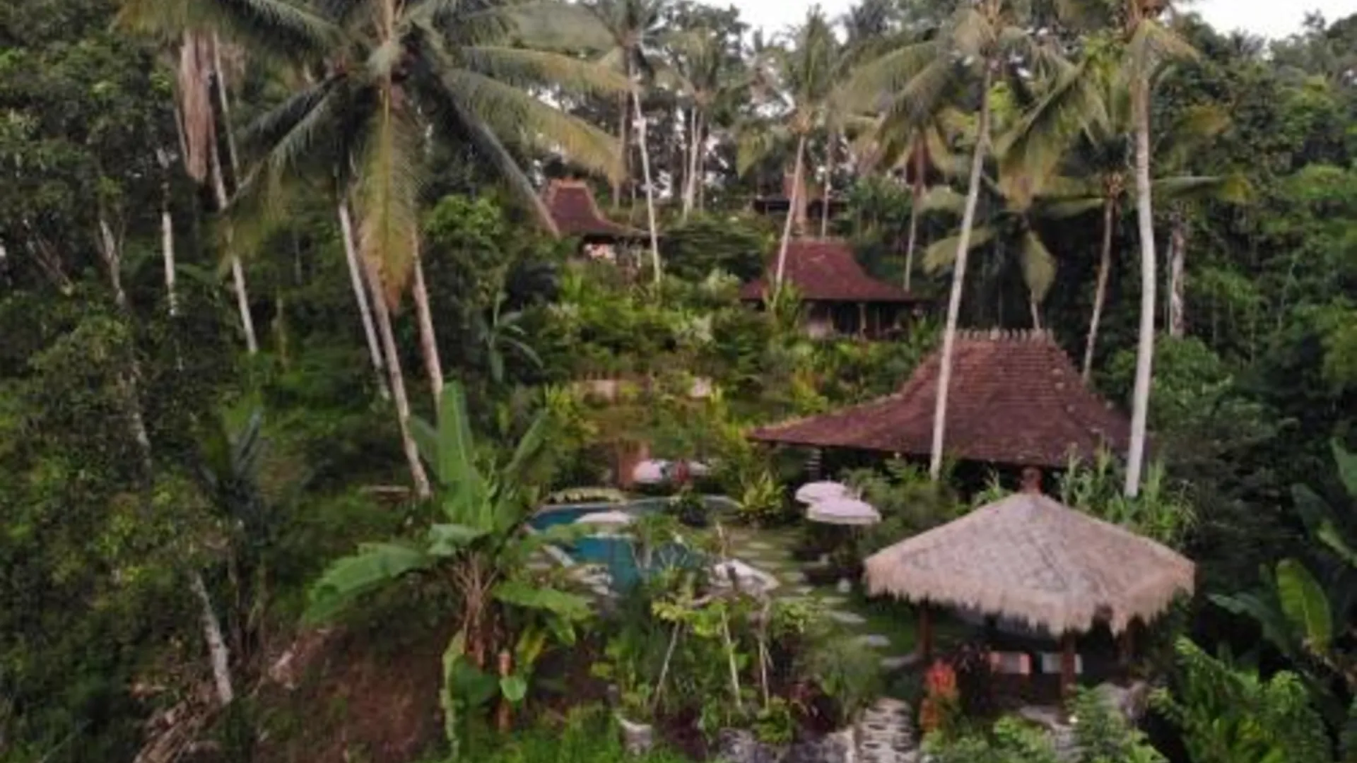 발리 Villa Mahadevi 2 Ubud Jungle Retreat Joglo 4성급 싱글룸 레스토랑