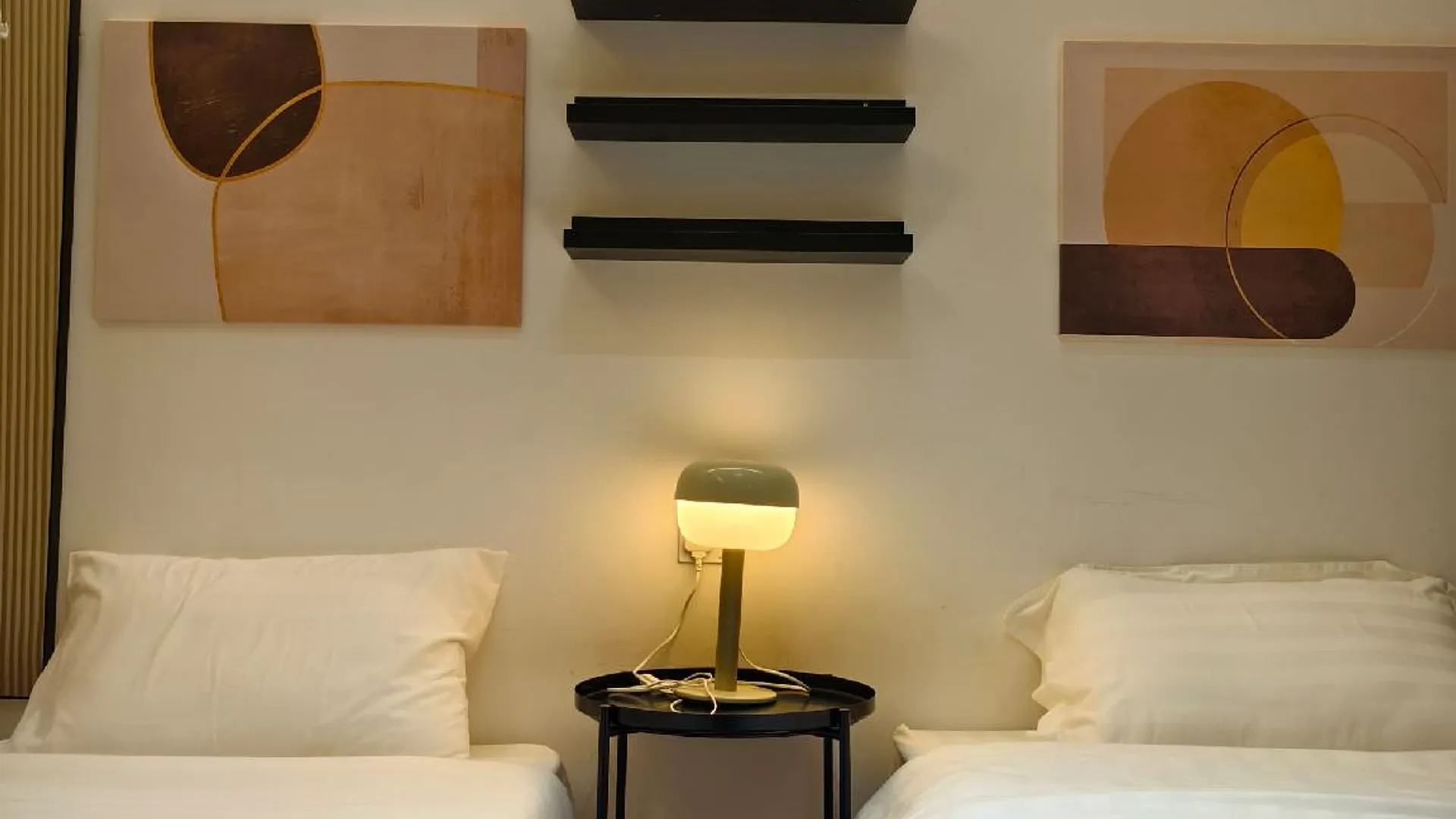 코타키나발루 크파얀의 아파트먼트 (50m², 침실 2개, 프라이빗 욕실 2개) 3성급 싱글룸 레스토랑