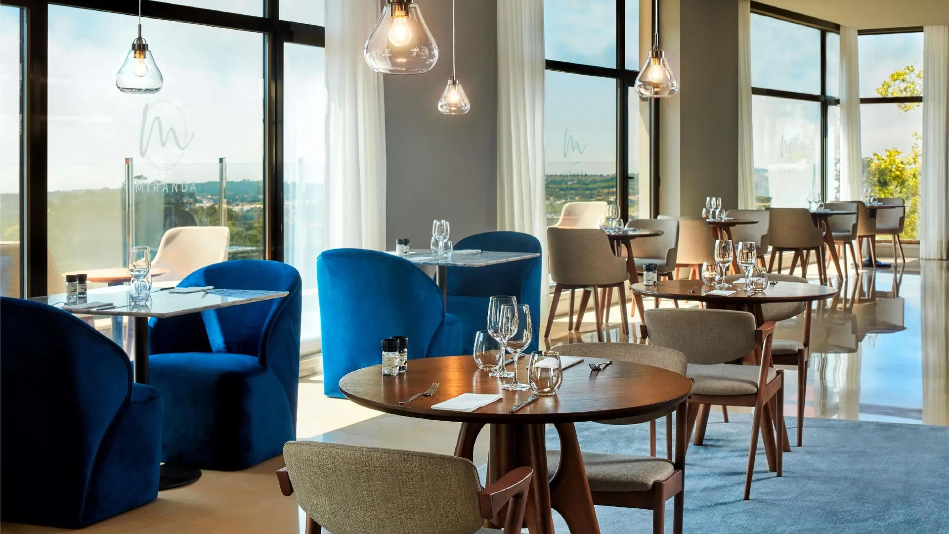 신트라 NH 신트라 센트로 4성급 호텔 수영장