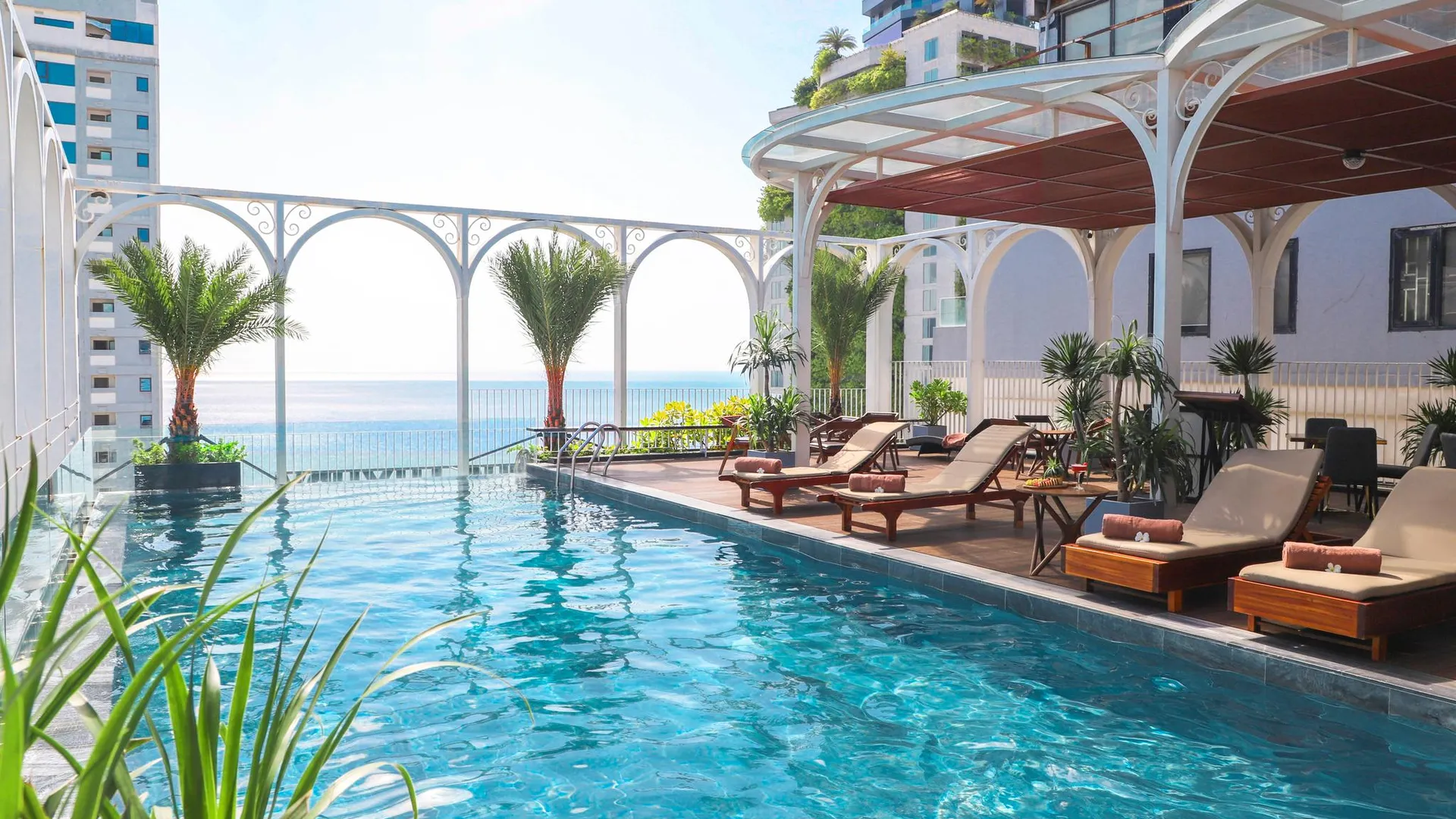 다낭 골든 로터스 럭셔리 호텔 다낭 - 컴플리멘터리 데일리 애프터눈 티 4성급 호텔 객실