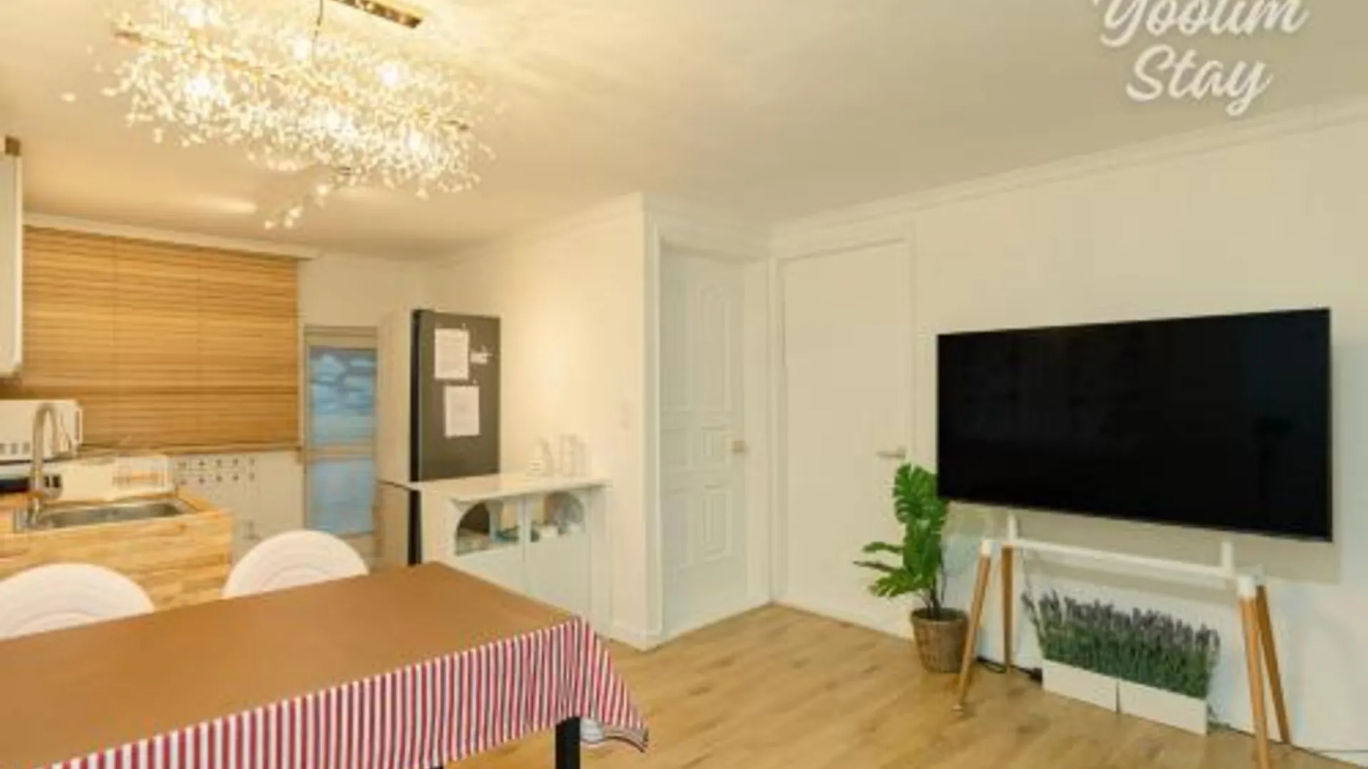 서울 Yoolim stay # 건대입구# 성수# 잠실롯데타워 4성급 싱글룸 스위트룸