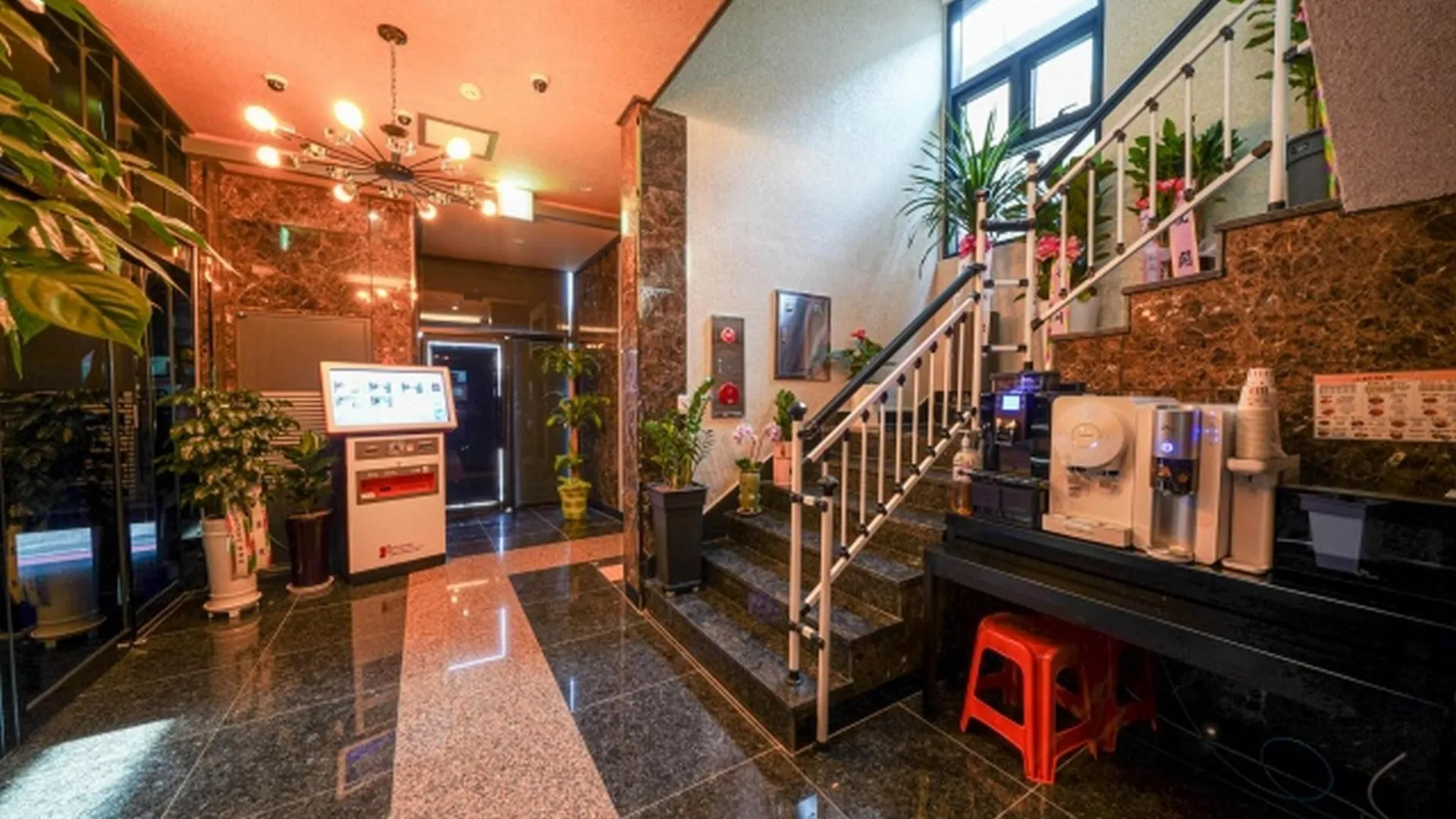 울산 울산 진장동 보스턴 호텔 로비