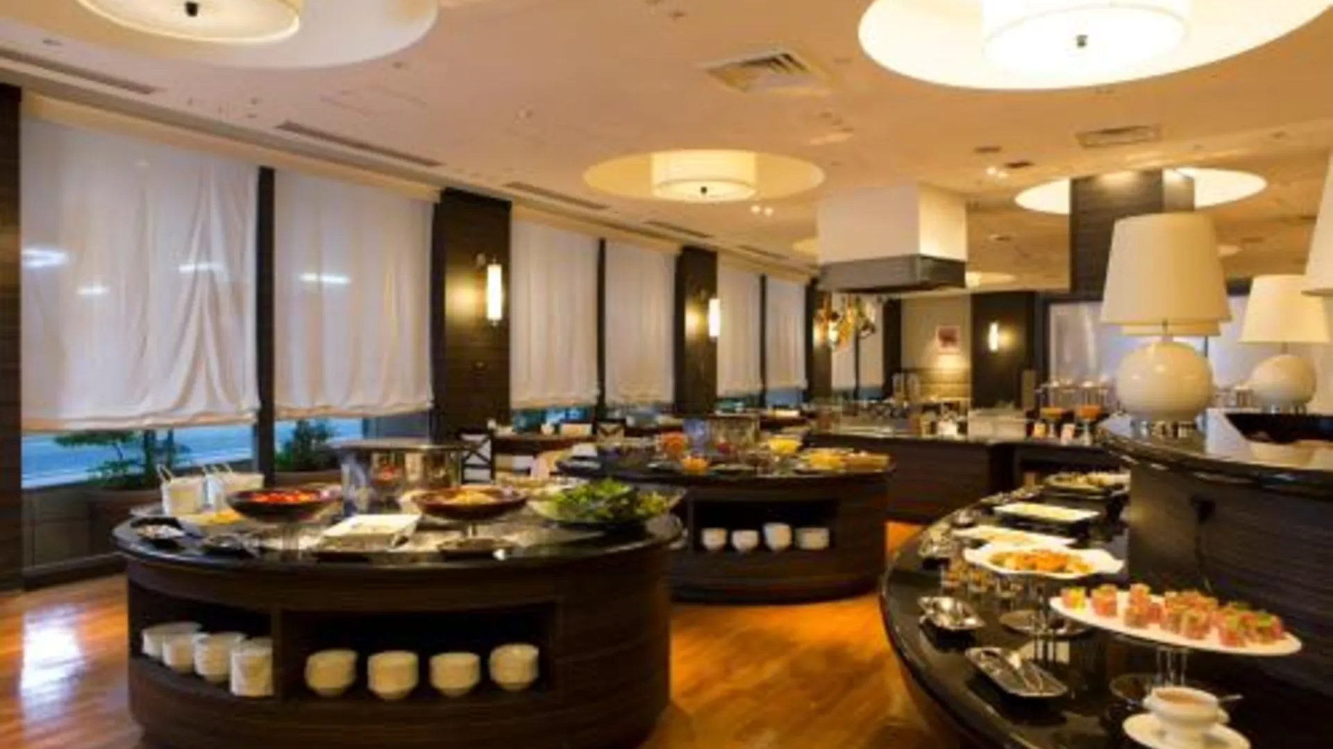 오키나와 본섬 호텔 JAL 시티 나하 4성급 호텔 외관