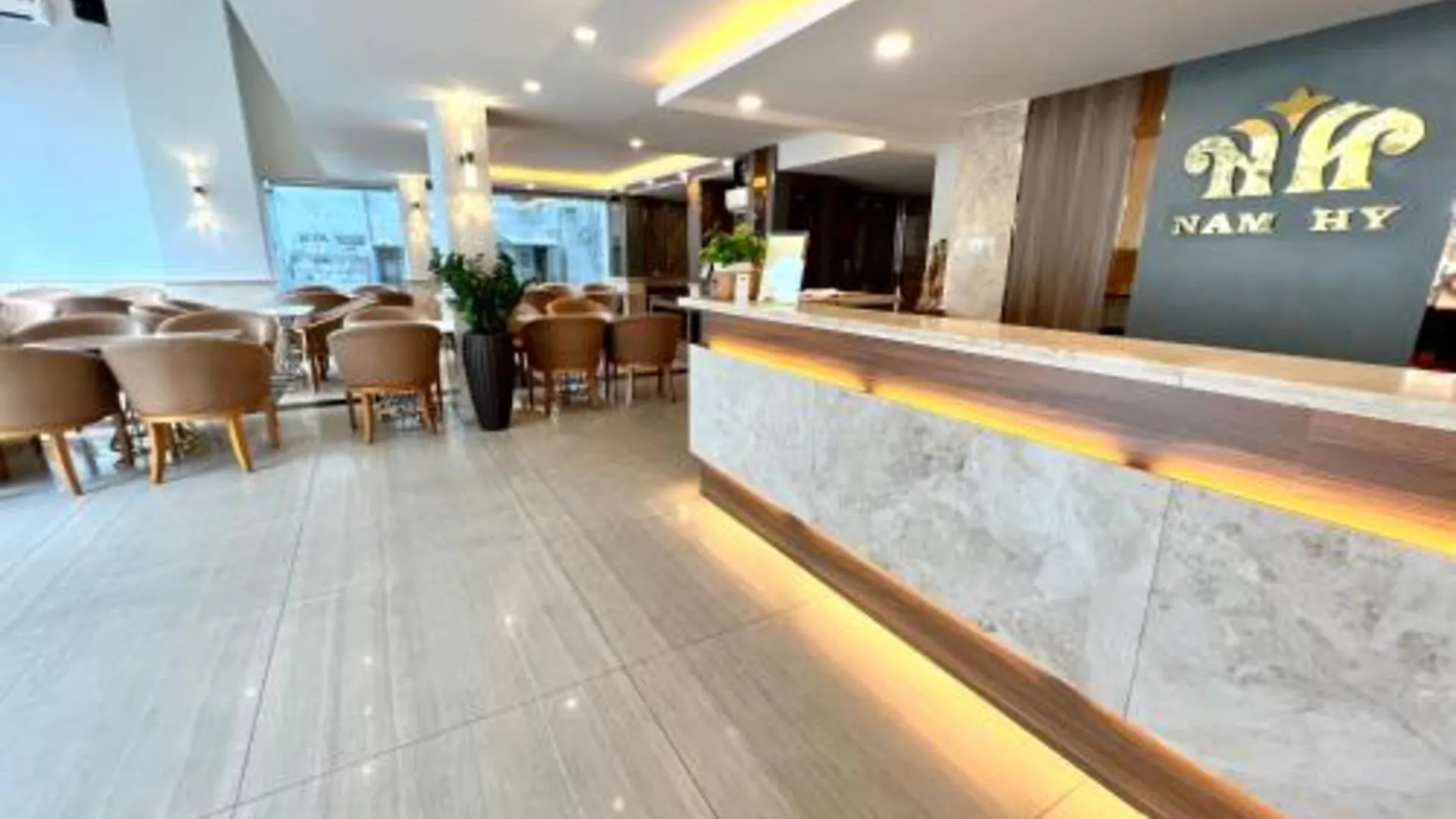 호치민 Nam Hy 1 Hotel 2성급 호텔 객실