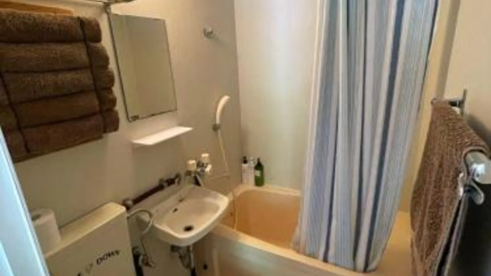 오키나와 본섬 秘密基地 NO's ARROW ノーズアロー 4성급 호텔 스위트룸