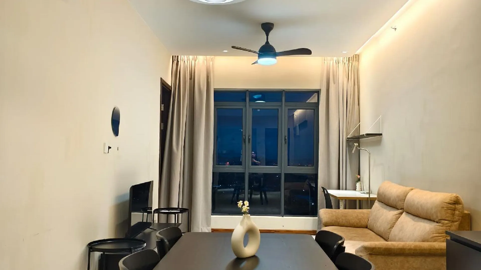 코타키나발루 크파얀의 아파트먼트 (50m², 침실 2개, 프라이빗 욕실 2개) 3성급 싱글룸 객실