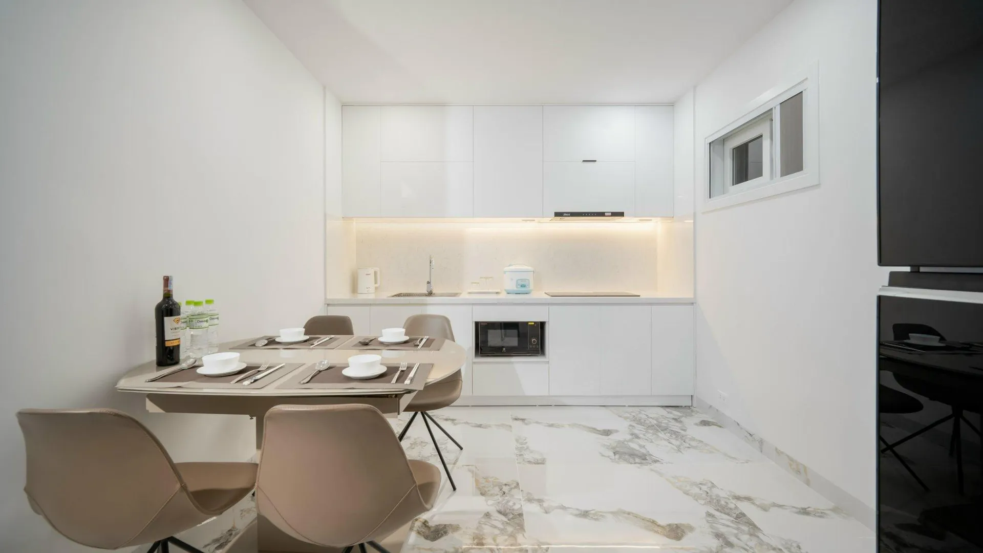 다낭 프억 미의 아파트먼트 (100m², 침실 3개, 프라이빗 욕실 2개) 3성급 싱글룸 부대시설