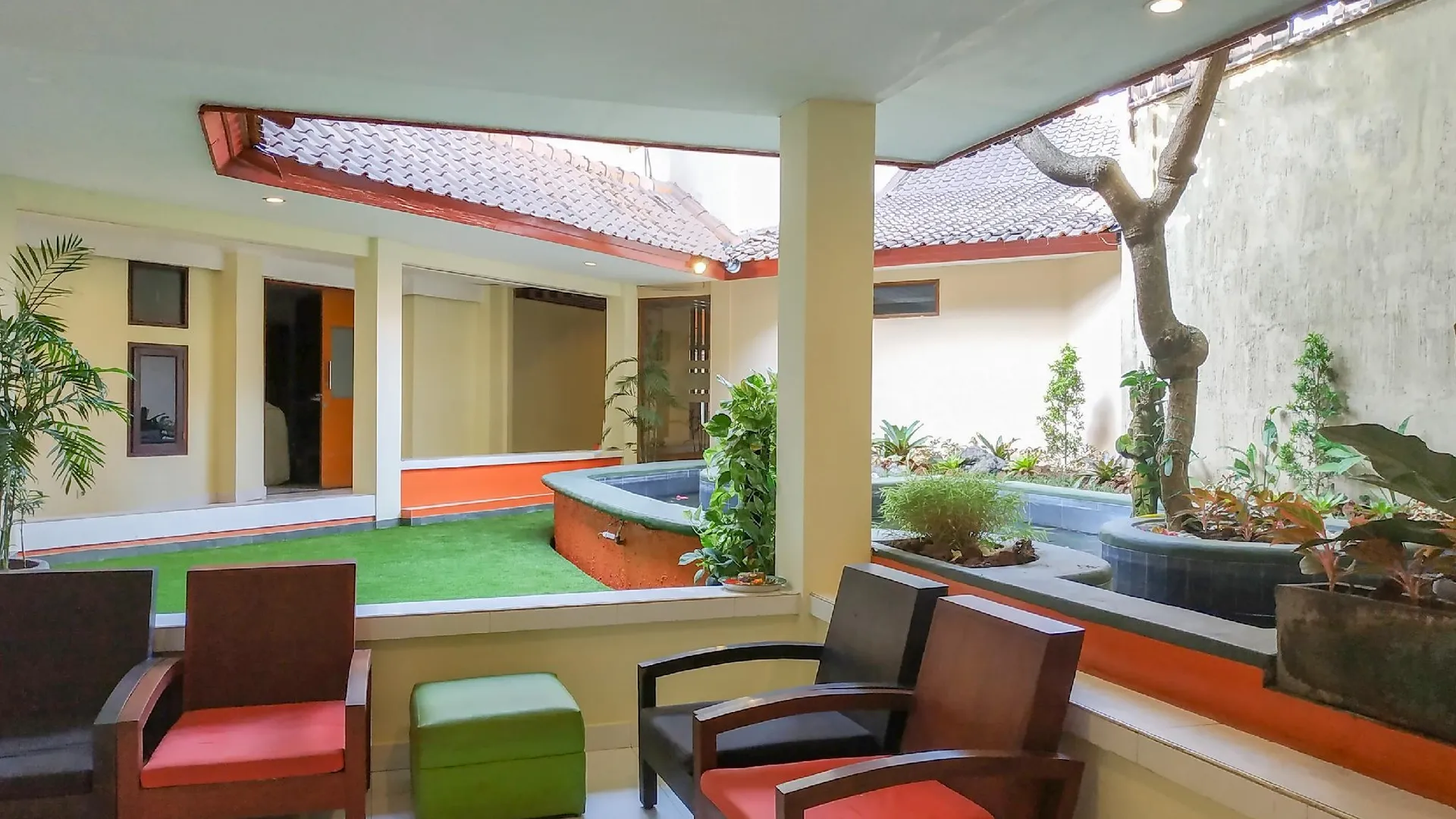 발리 플래그십 2688 군투르 호텔 3성급 호텔 레스토랑