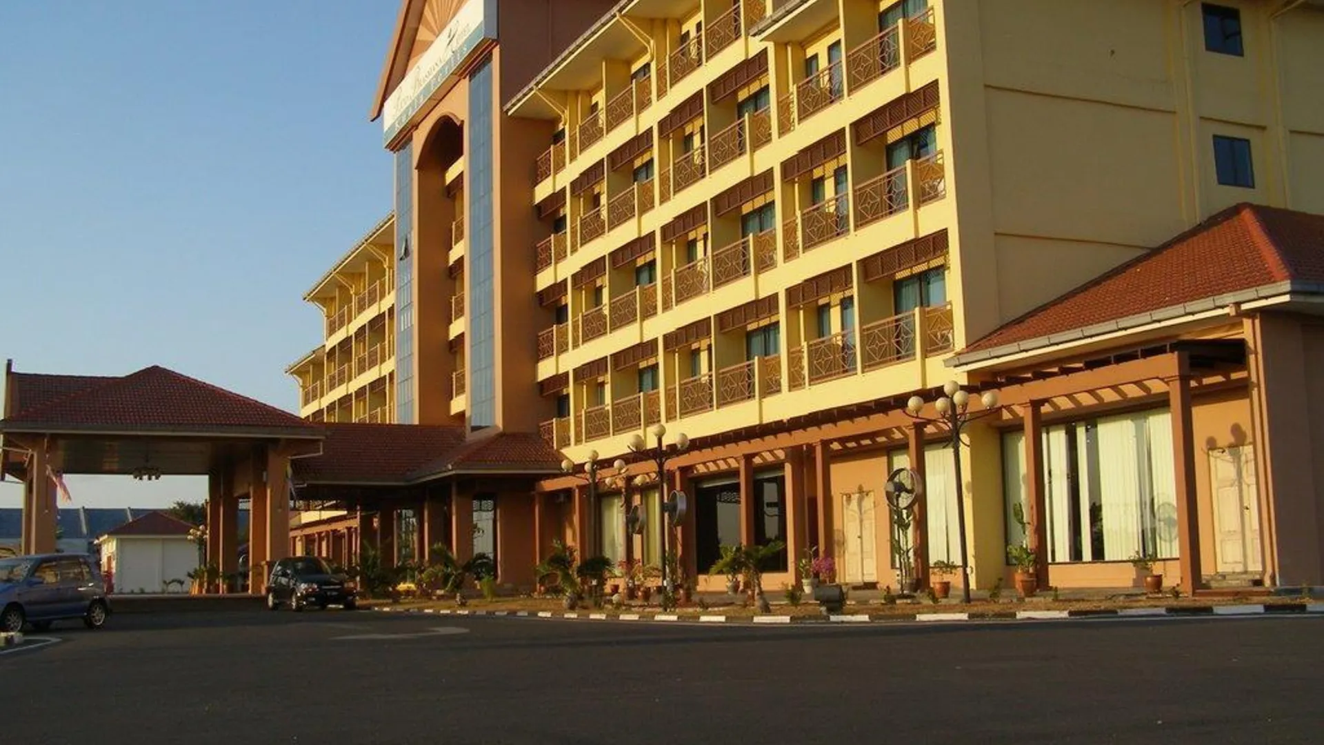 캉가르 푸트라 브라스마나 호텔 2성급 호텔 스위트룸