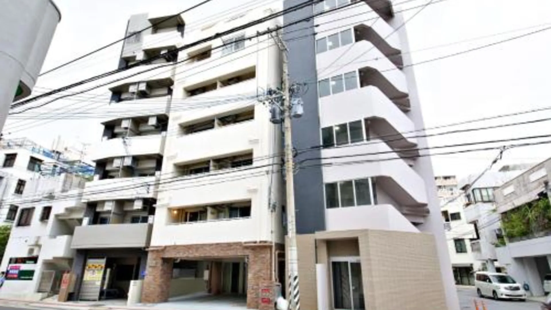 오키나와 본섬 ゆかるひ前島４F 2성급 싱글룸 로비