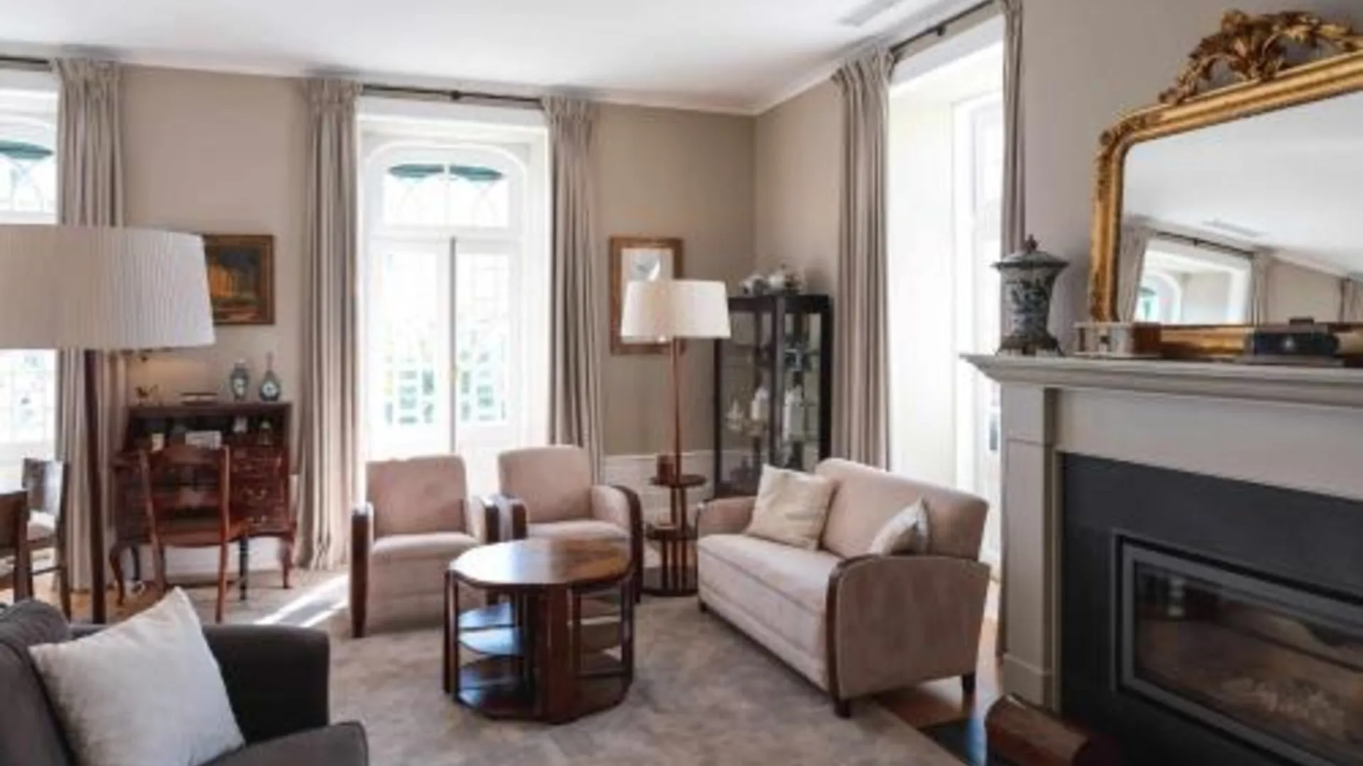 펜나마코르 Casa do Cedro de Medelim 4성급 게스트하우스 로비