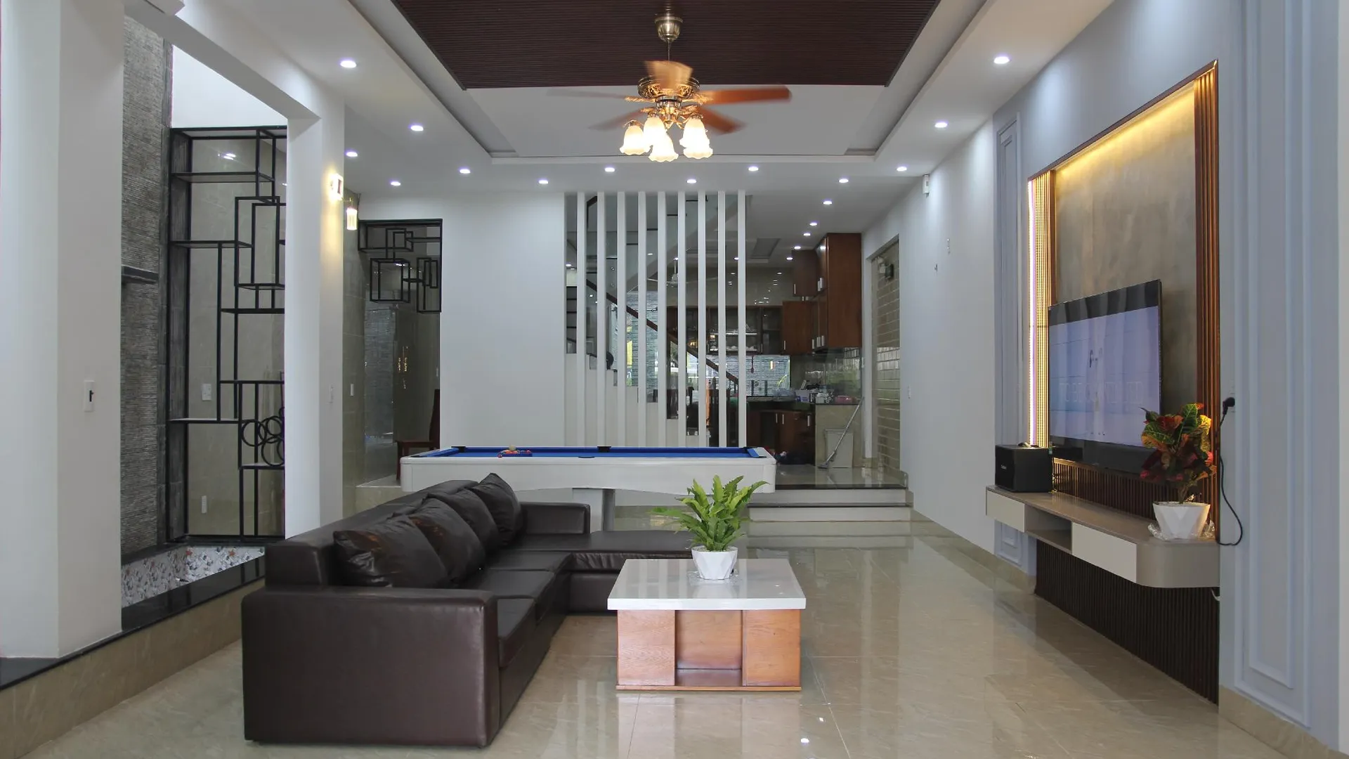 다낭 프억 미의 빌라 (500m², 침실 6개, 프라이빗 욕실 7개) 3성급 싱글룸 로비