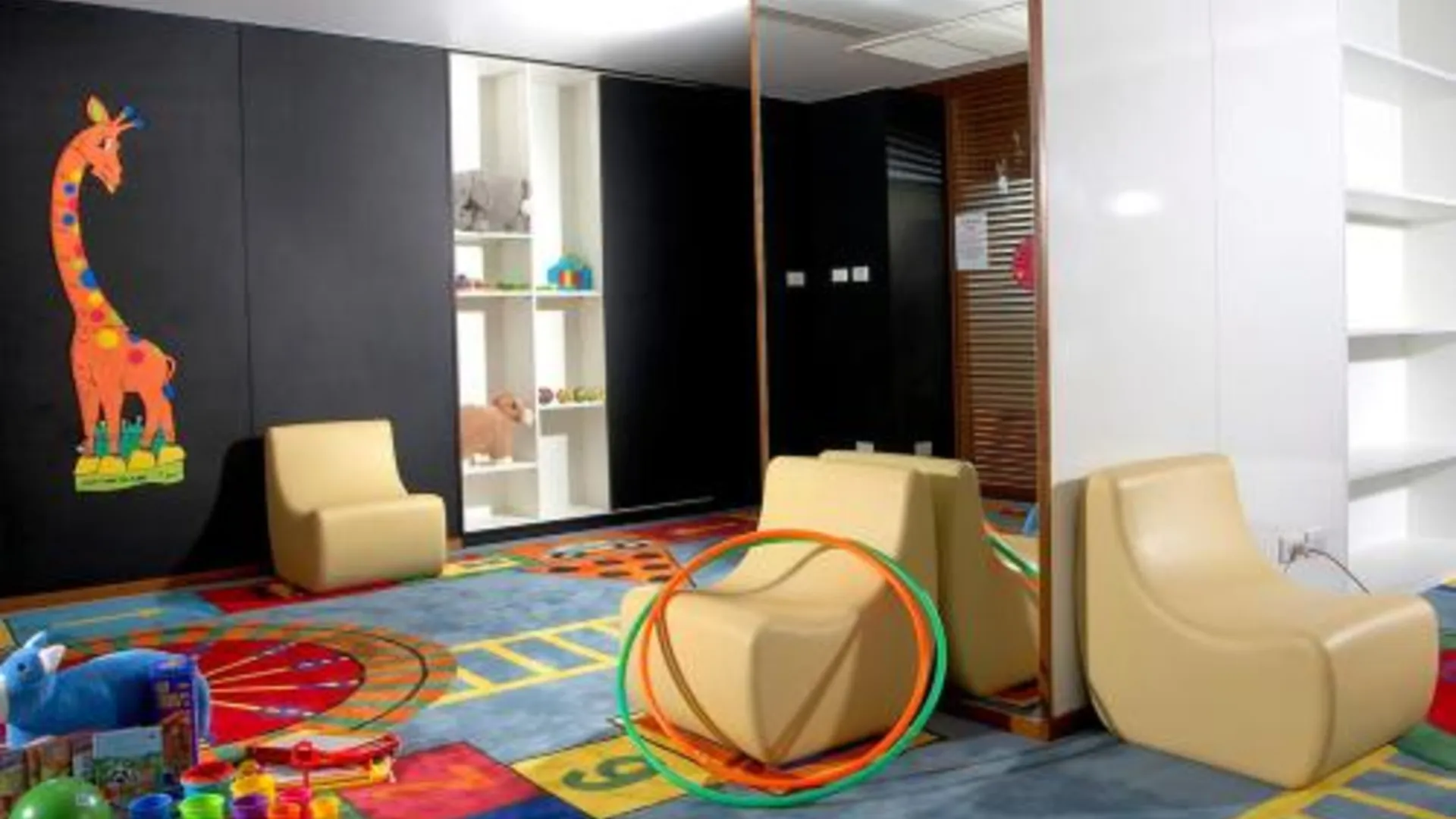 방콕 프레이저 스위트 수쿰빗, 방콕 5성급 호텔 전망