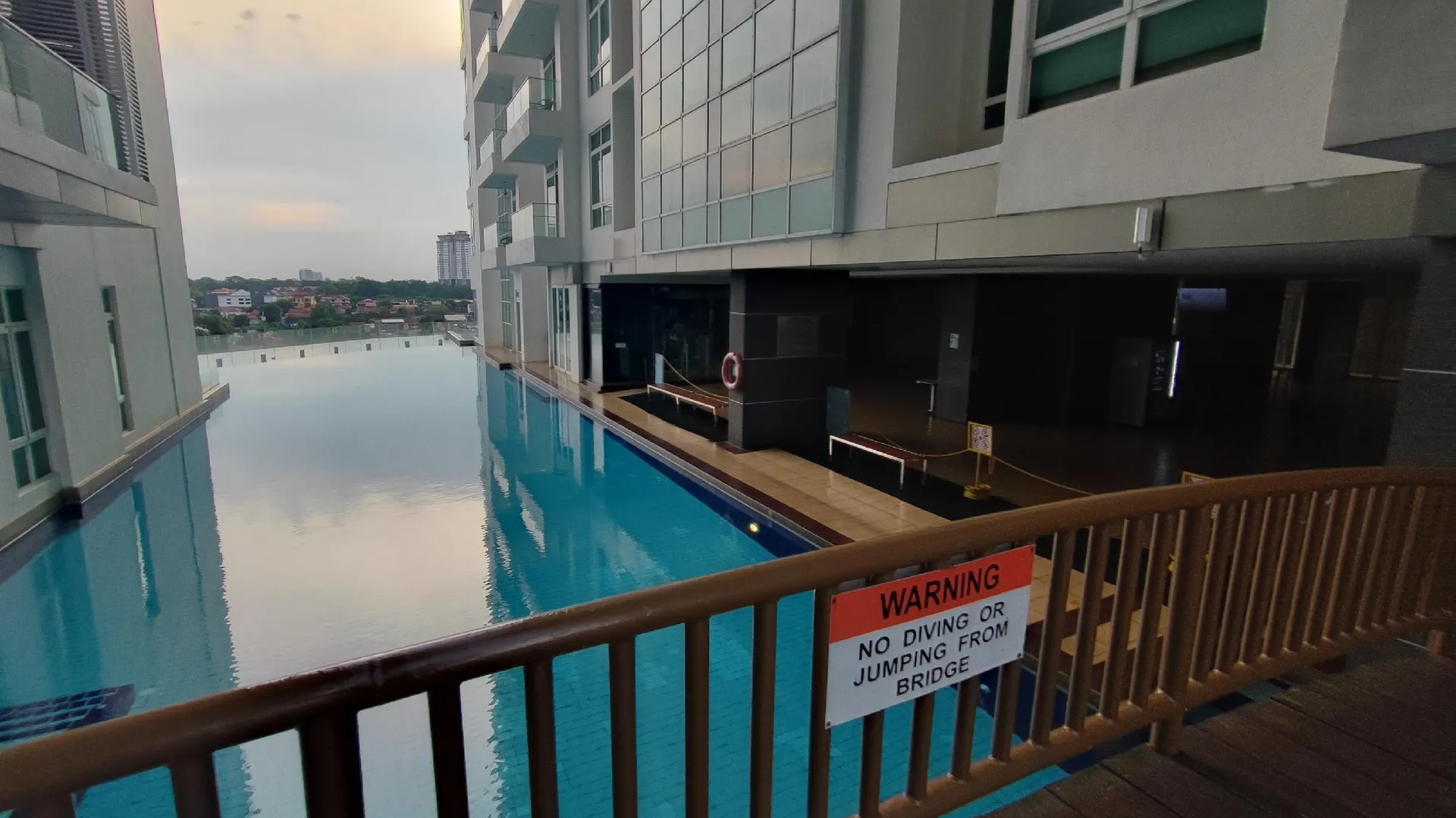 조호바루 / 조호르바루 KSL 디에스플라나드 레지던스 앳 R9 홈스테이 4성급 게스트하우스 레스토랑