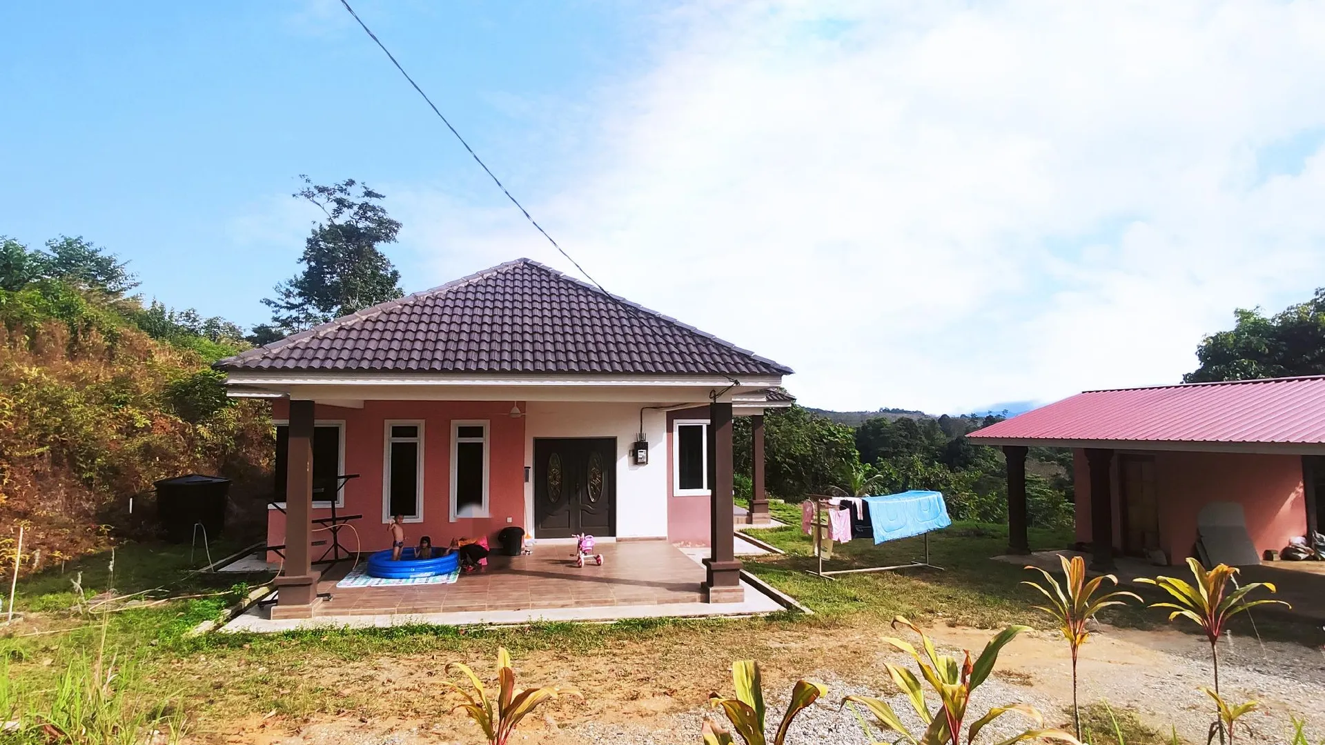 쿠알라 리피스 쿠알라 리피스 타운센터의 프라이빗 하우스 (1500m², 침실 3개, 프라이빗 욕실 3개) 3성급 싱글룸 로비