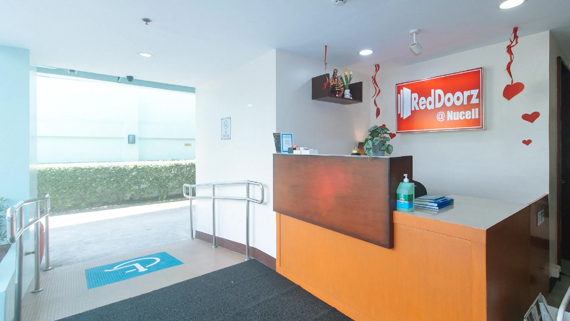 세부 레드도어즈 앳 누셀 1성급 호텔 객실