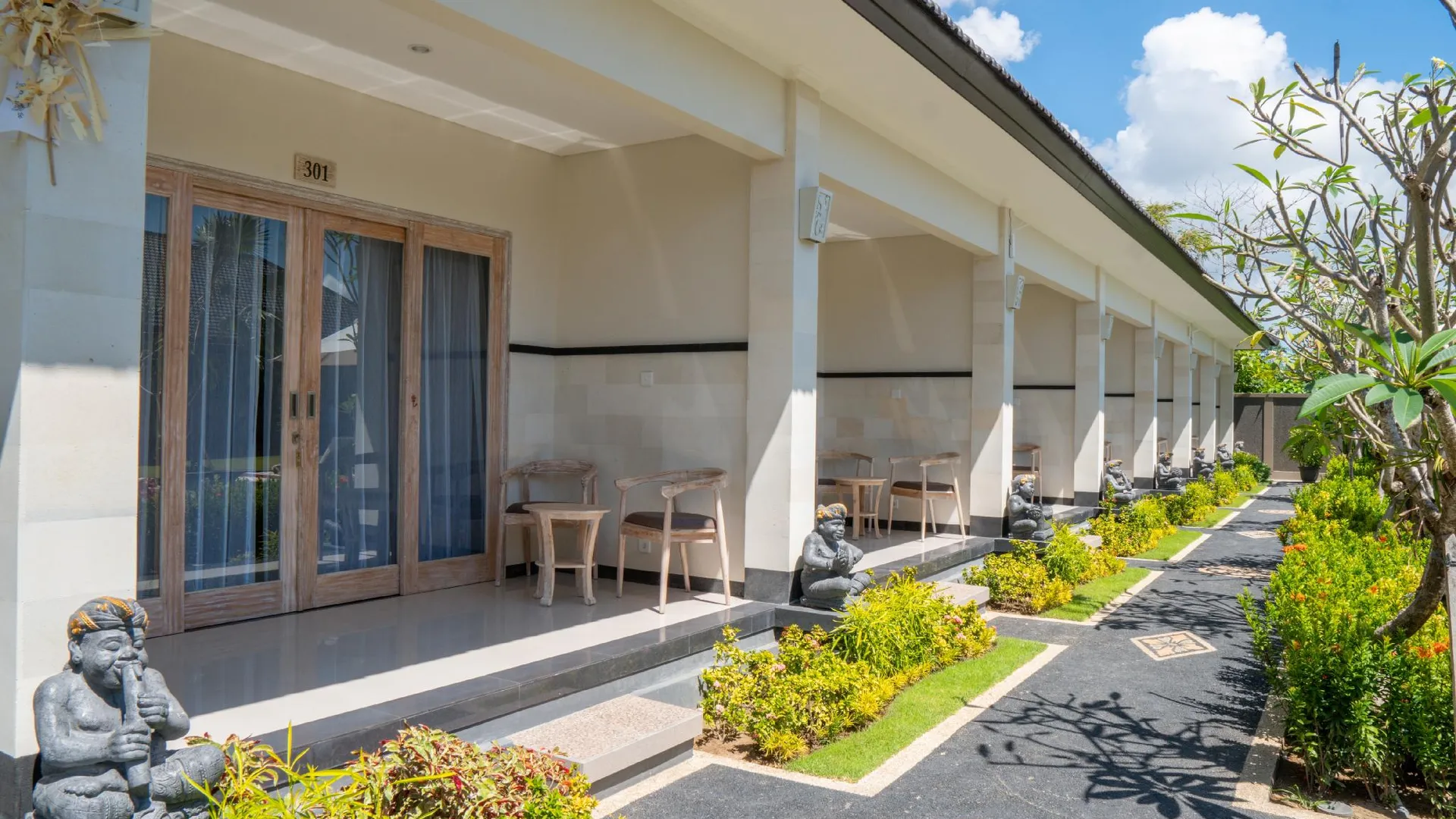 발리 그린드멜 럭셔리 발리 3성급 호텔 외관