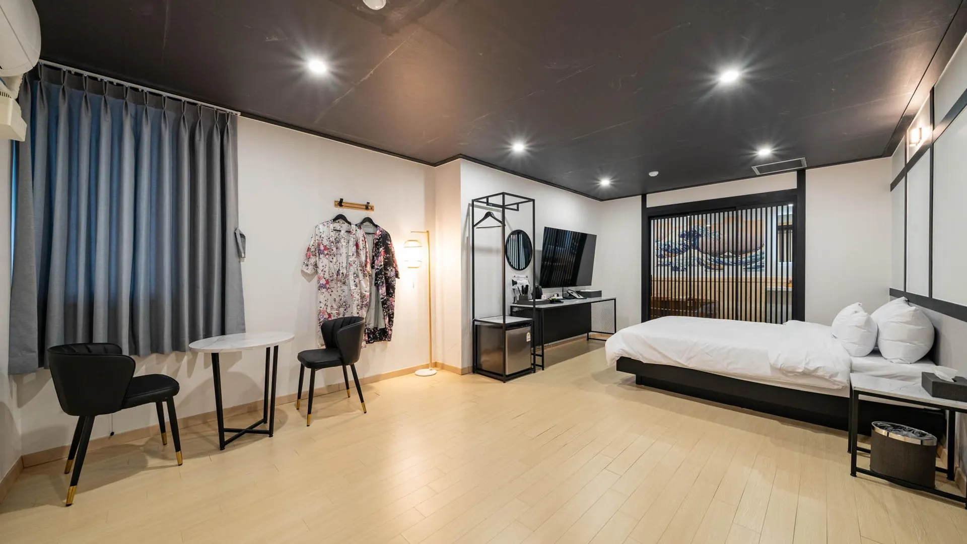 강릉 강릉 경포대 료칸스테이 호텔 스위트룸