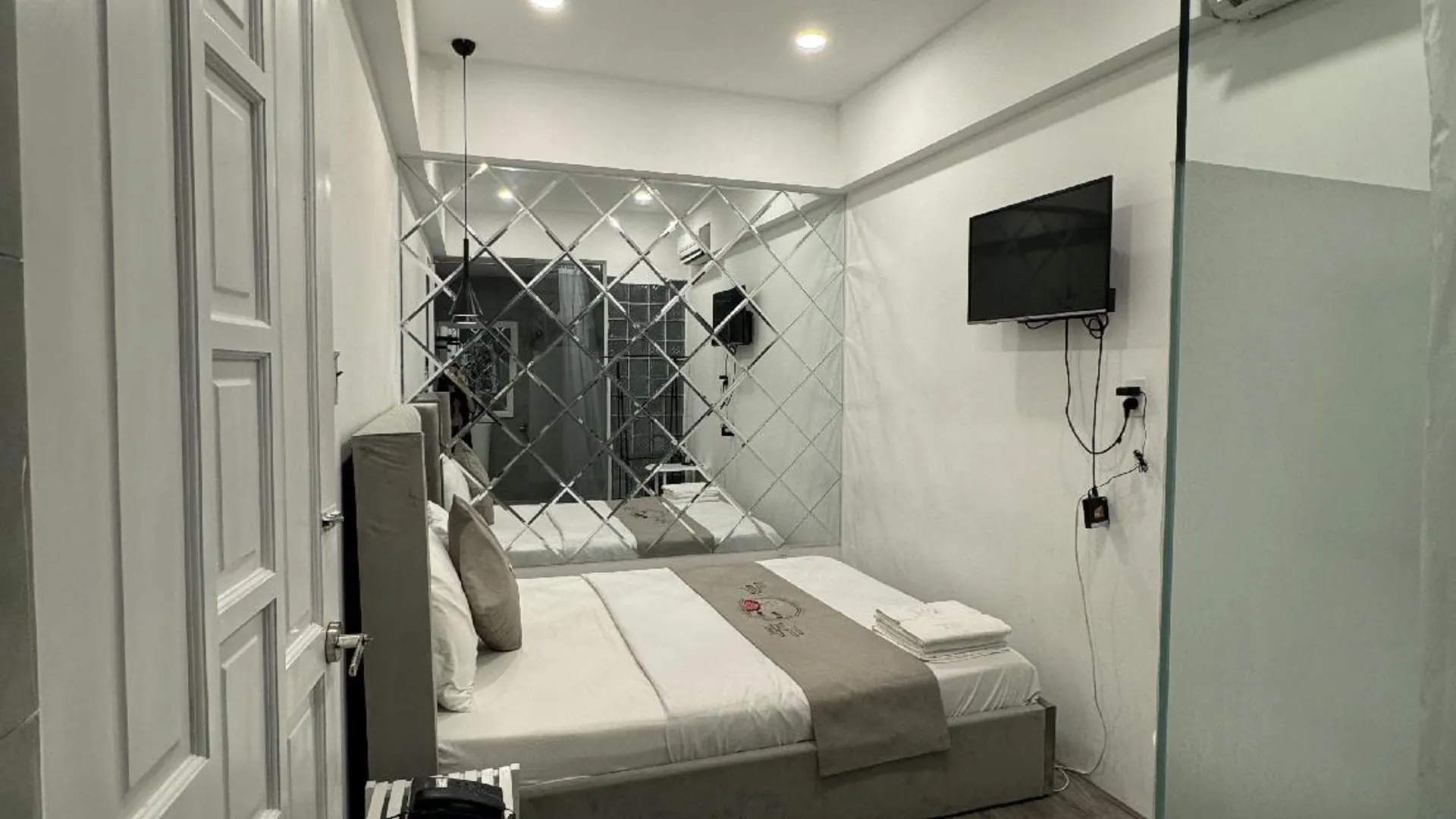 호치민 응우옛 하 호텔 3성급 호텔 스위트룸