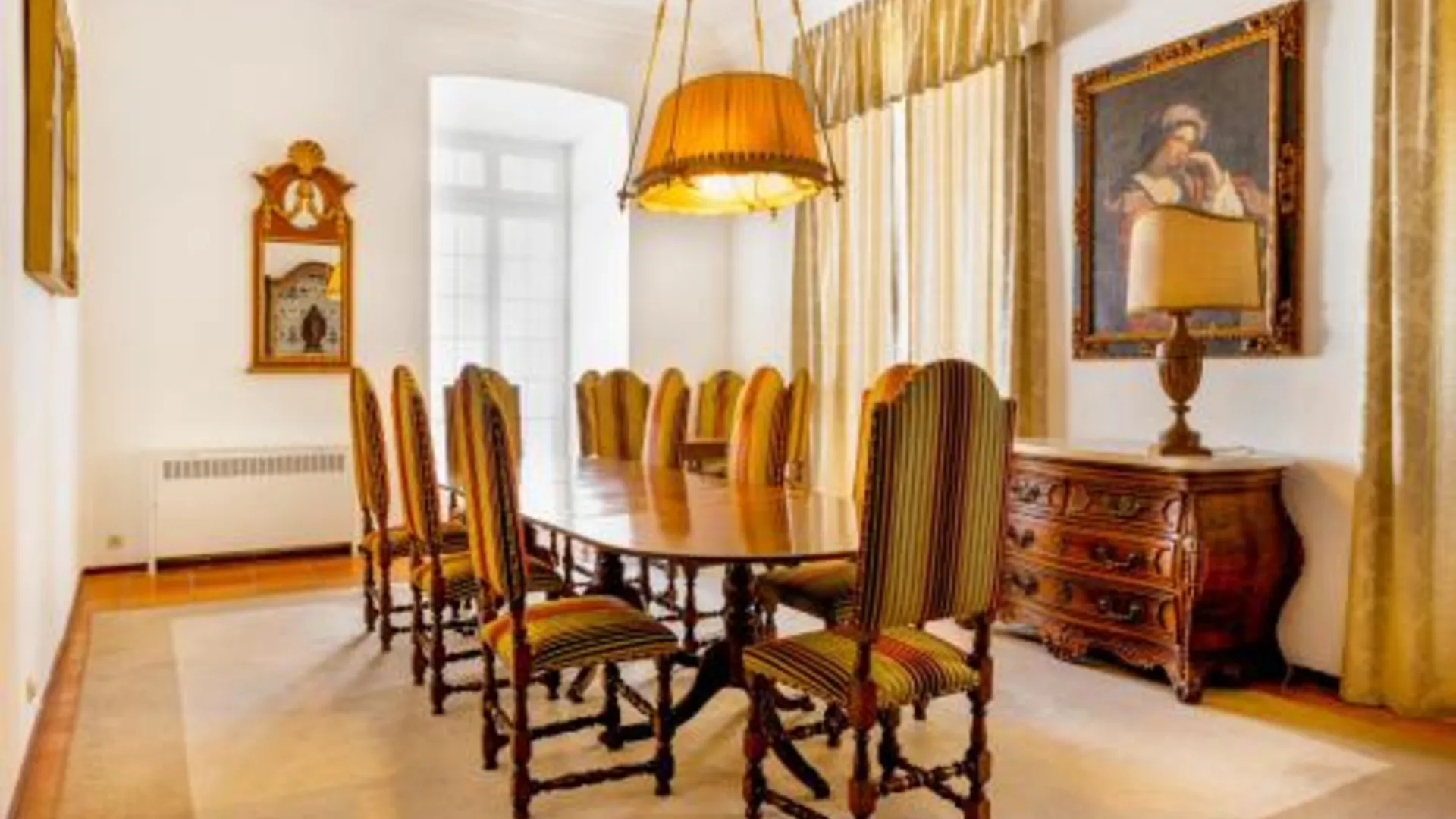 에스트레모즈 포우사다 카스텔로 데 이스트레모스 - 히스토릭 호텔 4성급 호텔 레스토랑