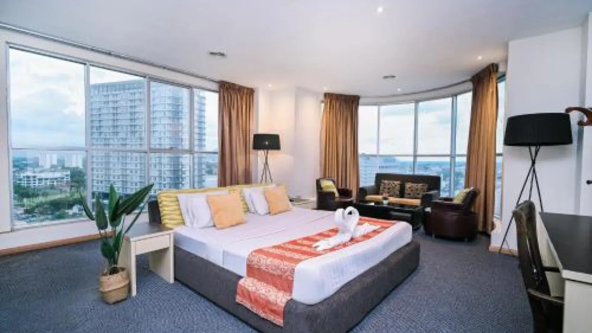 이포 킹스턴 호텔 15 - 타워 리젠시 이포 4성급 호텔 스위트룸