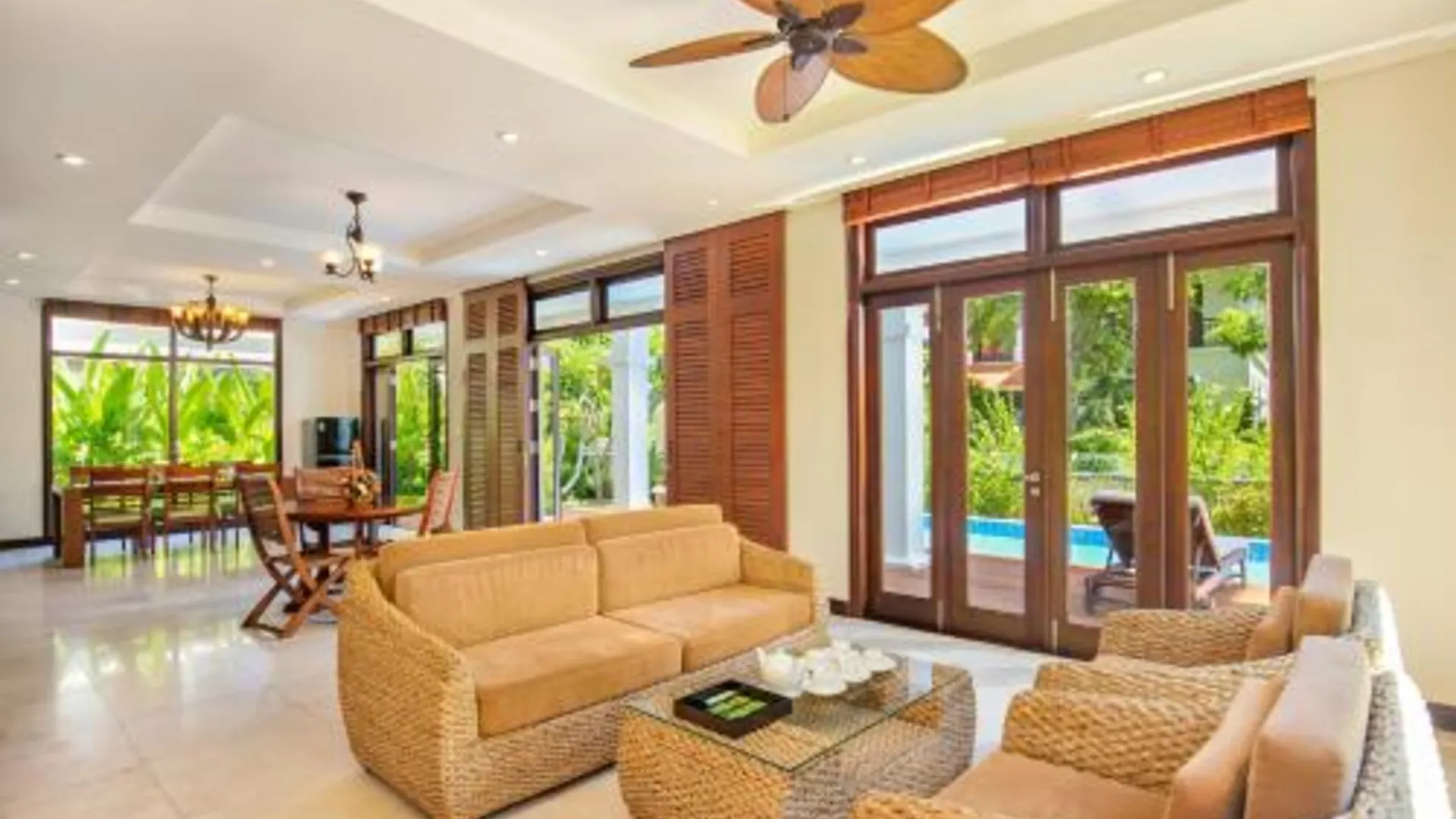 다낭 푸라마 빌라 다낭 5성급 호텔 레스토랑