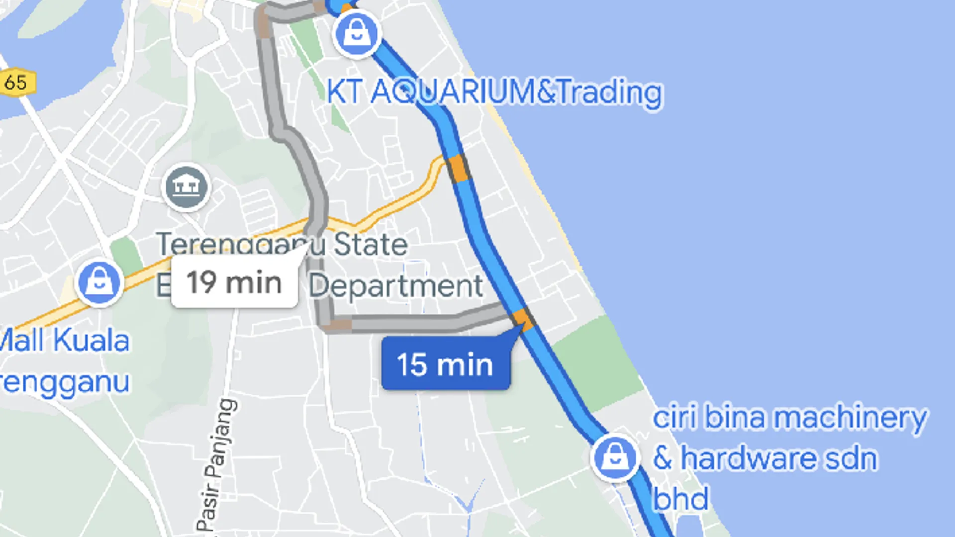 쿠알라테렝가누 쿠알라 이바이의 아파트먼트 (600m², 침실 3개, 프라이빗 욕실 2개) 2성급 싱글룸 전망