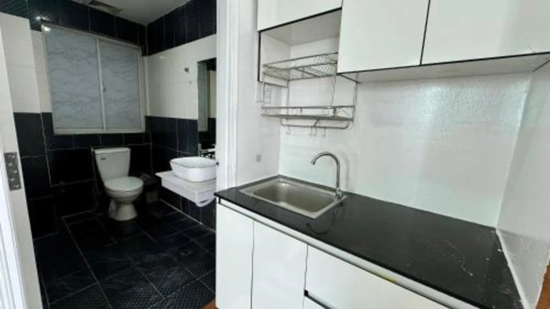 호치민 Dlux Bạch Đằng 2성급 호텔 외관