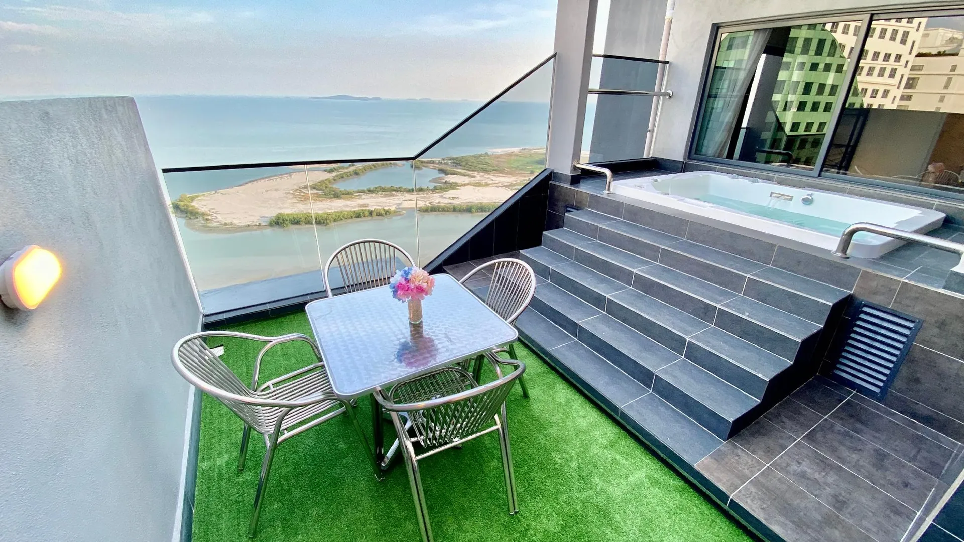 말라카 멜라카 라야의 아파트먼트 (86m², 침실 1개, 프라이빗 욕실 1개) 3성급 싱글룸 레스토랑