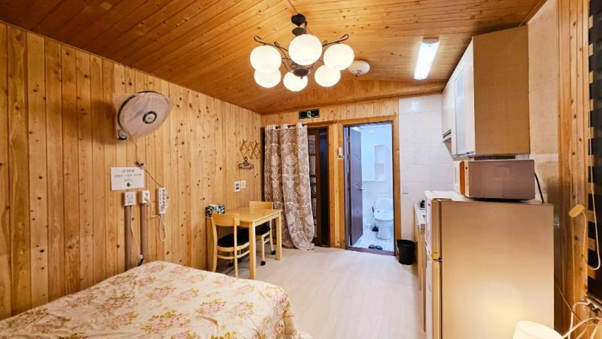 담양 담양 편백숲펜션 2성급 게스트하우스 스위트룸