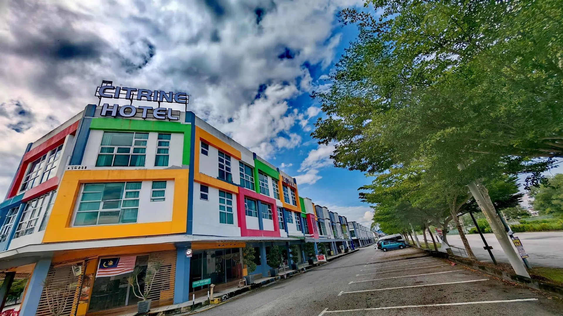 고펭 Citrine Hotel  2성급 호텔 수영장