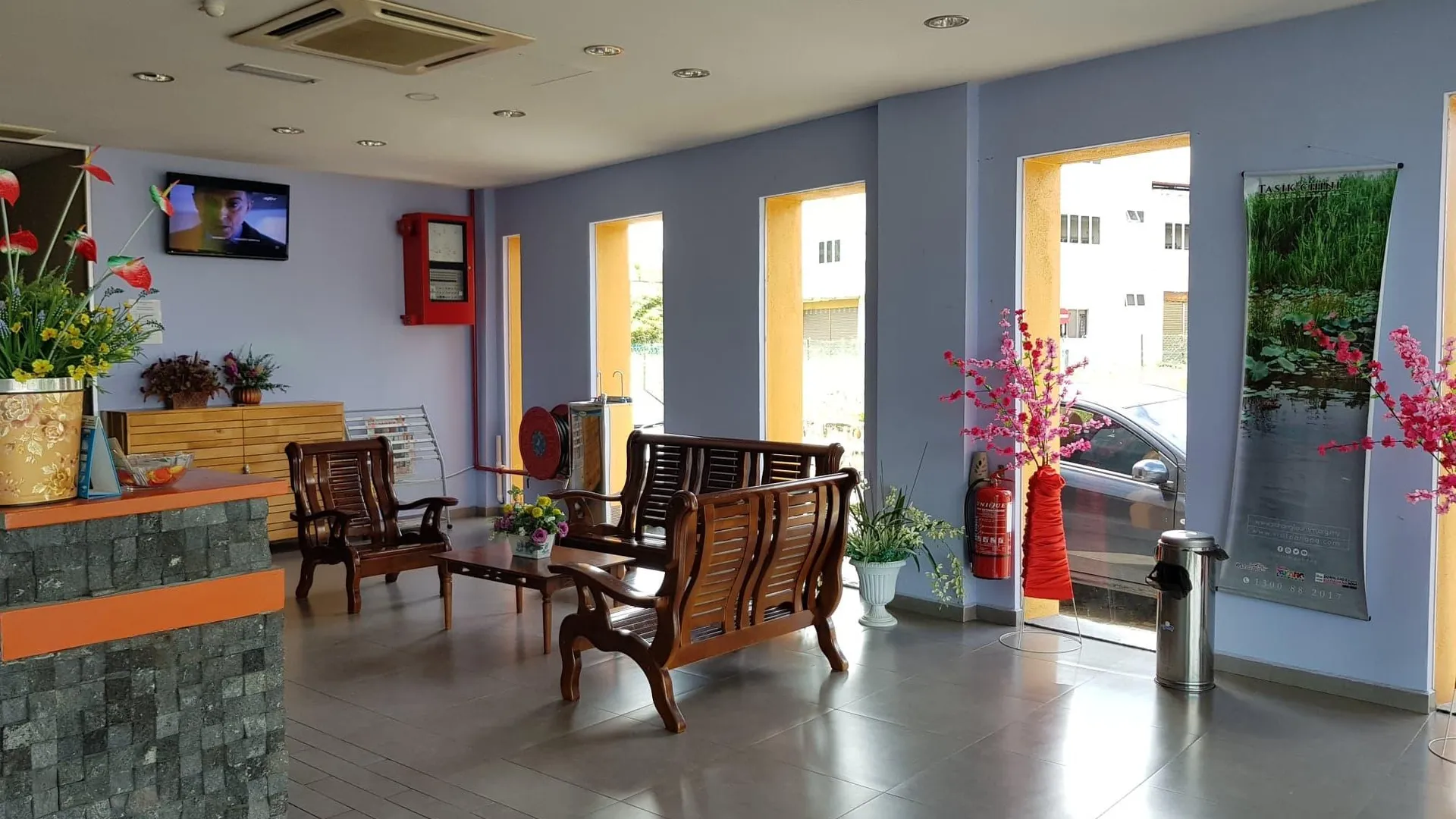 쿠알라 리피스 호텔 베스타리 2성급 호텔 레스토랑