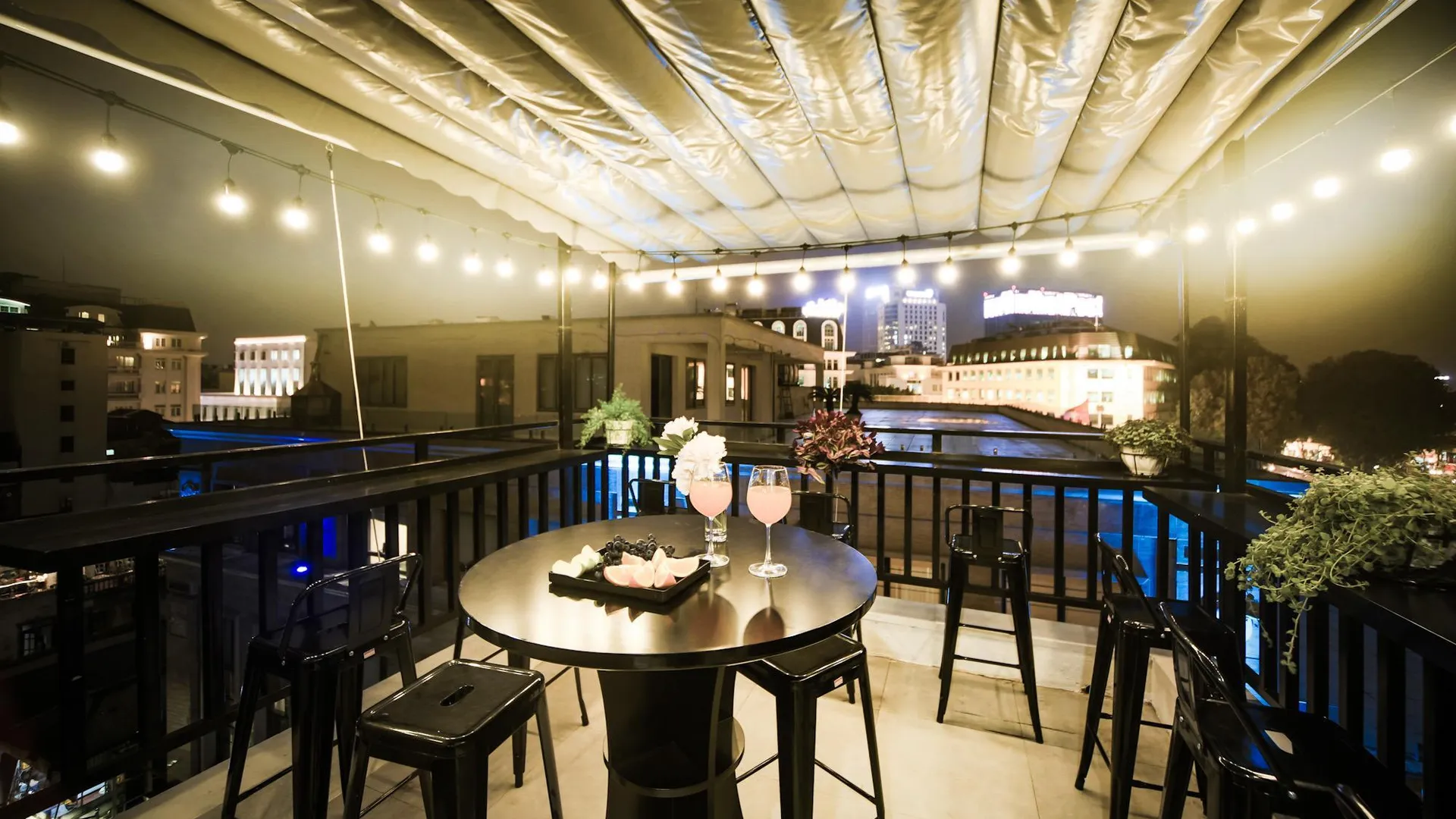 하노이 오페라 하우스 스위트 3성급 호텔 전망