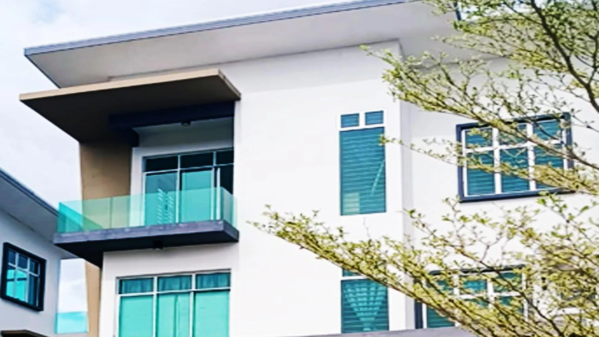 테메르로 SRI BAHAGIA RESIDENCE EMPIRE 2성급 게스트하우스 객실