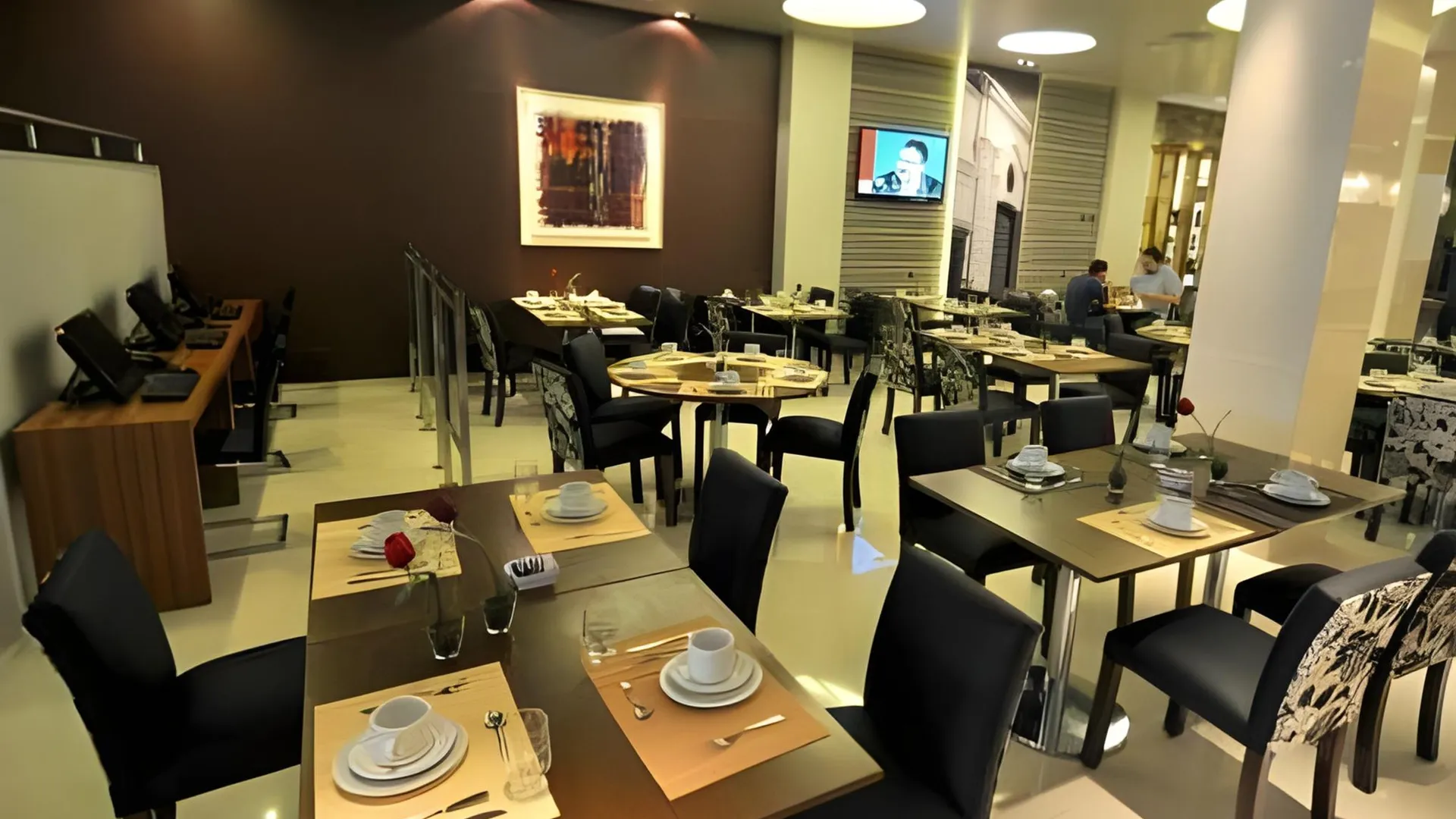 투쿠만 Hotel Bicentenario Suites & Spa 4성급 호텔 레스토랑