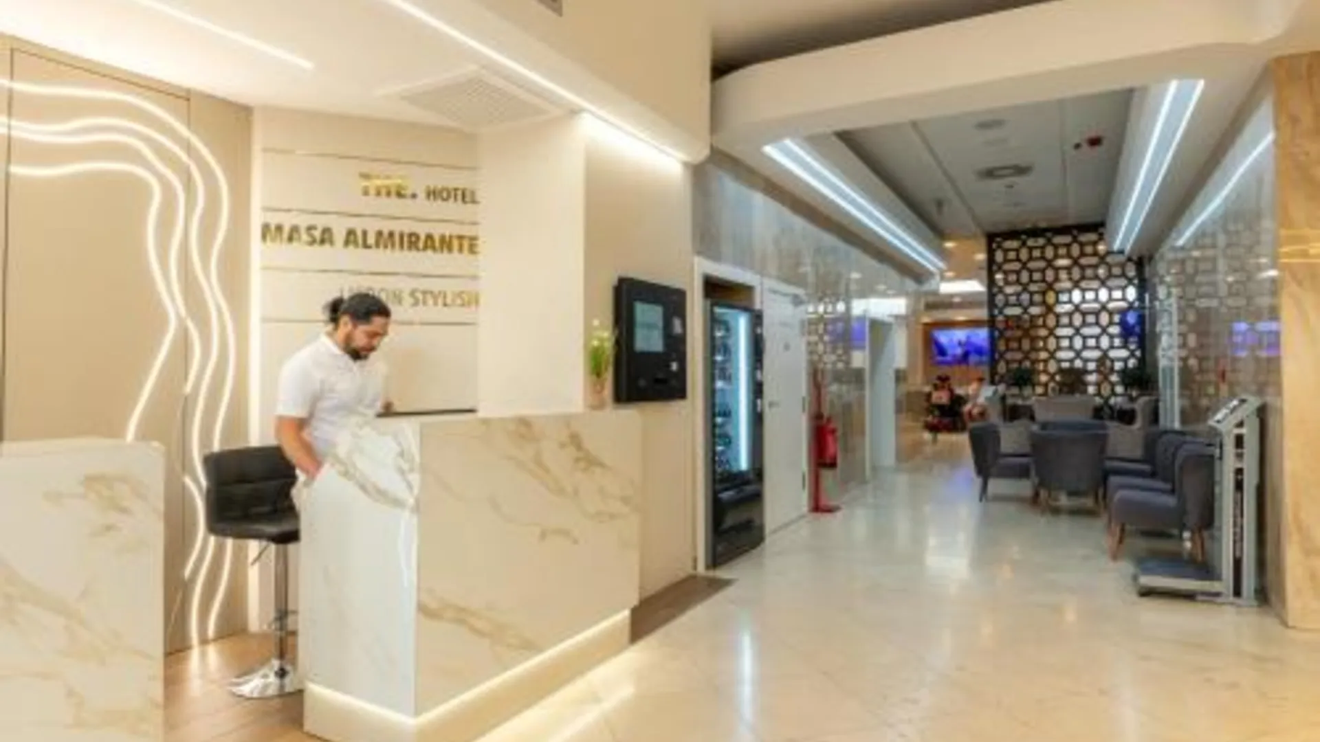 리스본 마사 호텔 알미란테 3성급 호텔 로비