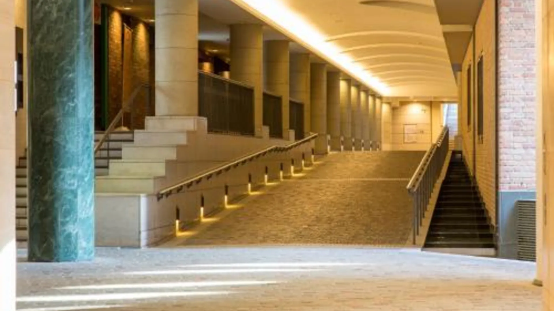 오사카 호텔 몬토레 오사카 4성급 호텔 로비