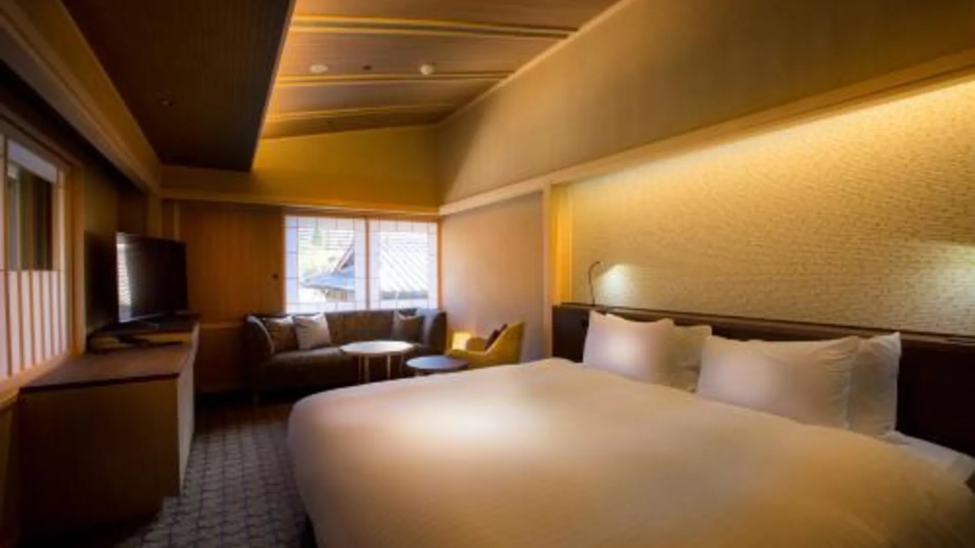 교토 Hotel Yuraku Kyo-yasaka 3성급 호텔 스위트룸