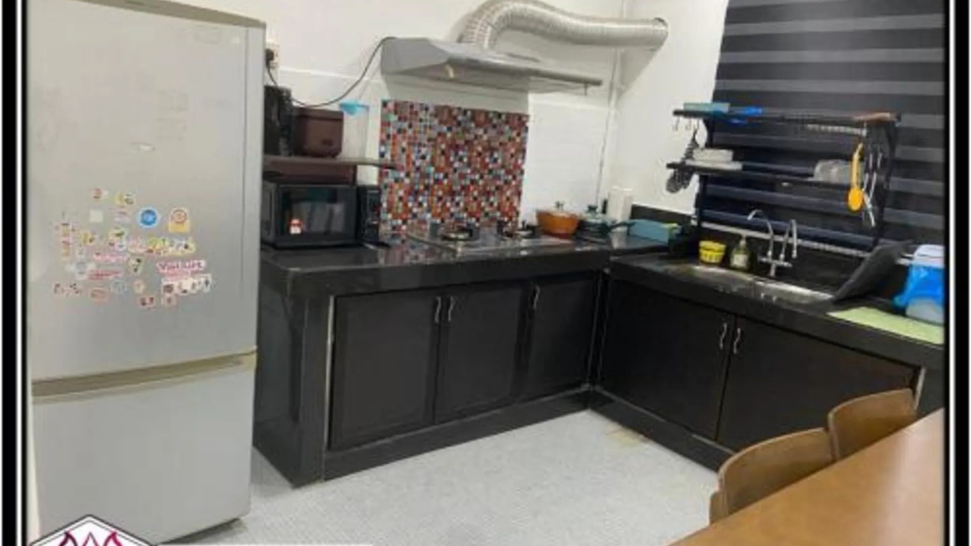 쿠안탄 쿠안탄 시티의 프라이빗 하우스 (650m², 침실 2개, 프라이빗 욕실 2개) 4성급 게스트하우스 외관